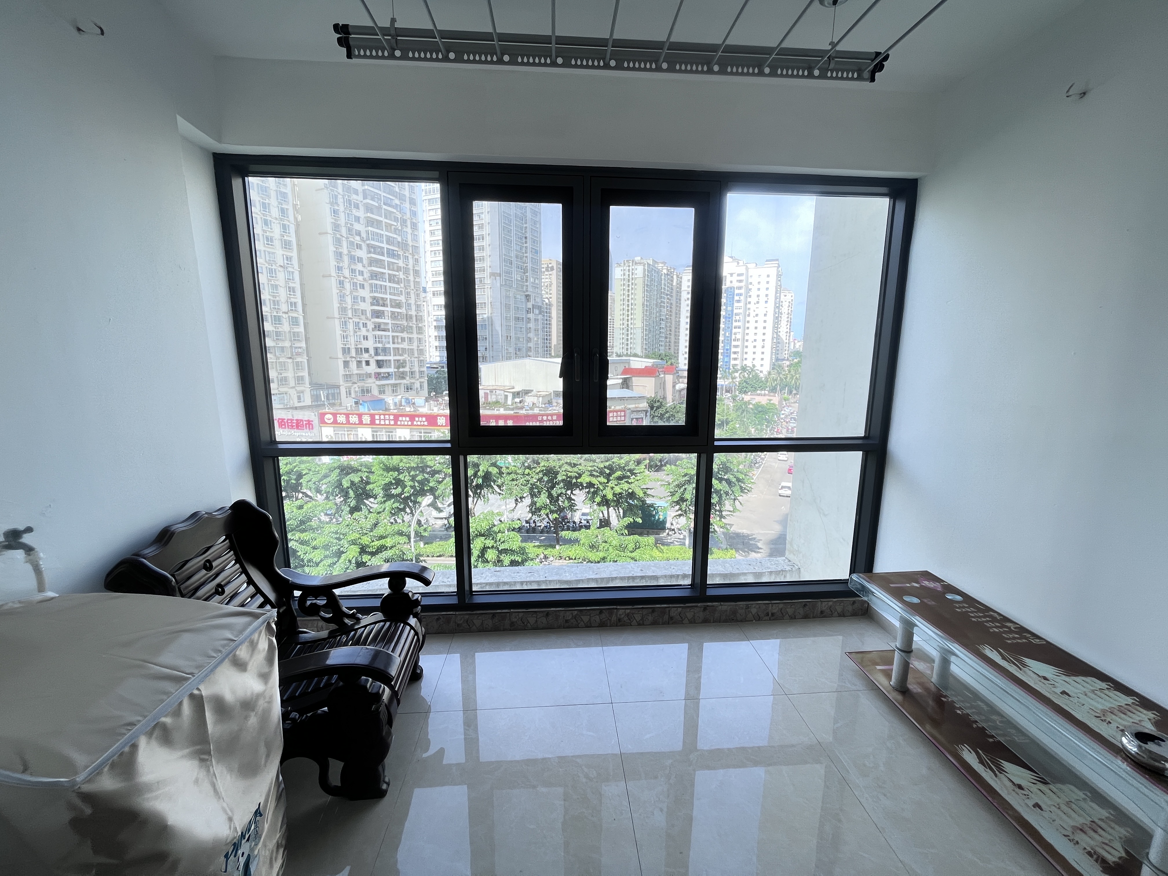 祥阁深蓝湾 2室2厅1卫 2400.00元/月 祥阁深蓝湾 2室2厅1卫 2400.00元/月室内图