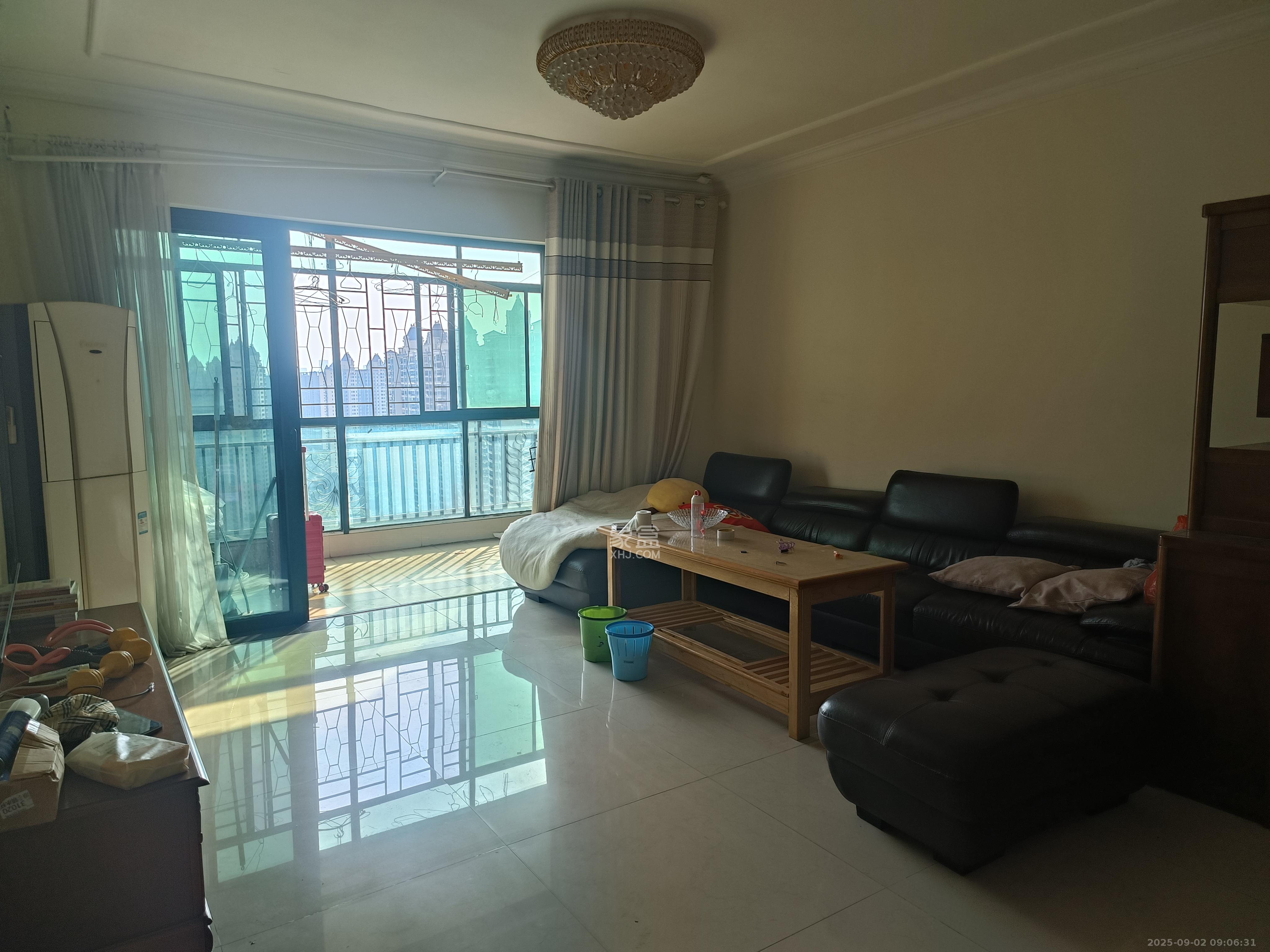 恒大雅苑  3室1厅2卫    2100.0元/月室内图