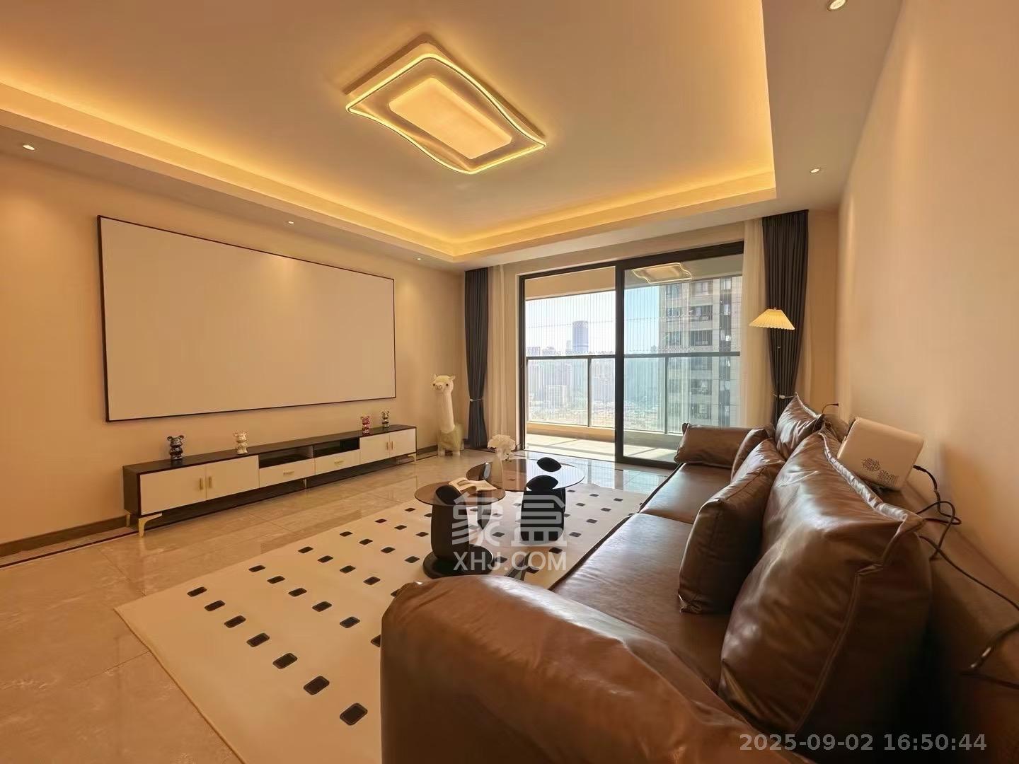 龙湖铂金中心(龙湖春江郦城)  4室2厅2卫    5800.0元/月 龙湖铂金中心(龙湖春江郦城)  4室2厅2卫    5800.0元/月室内图