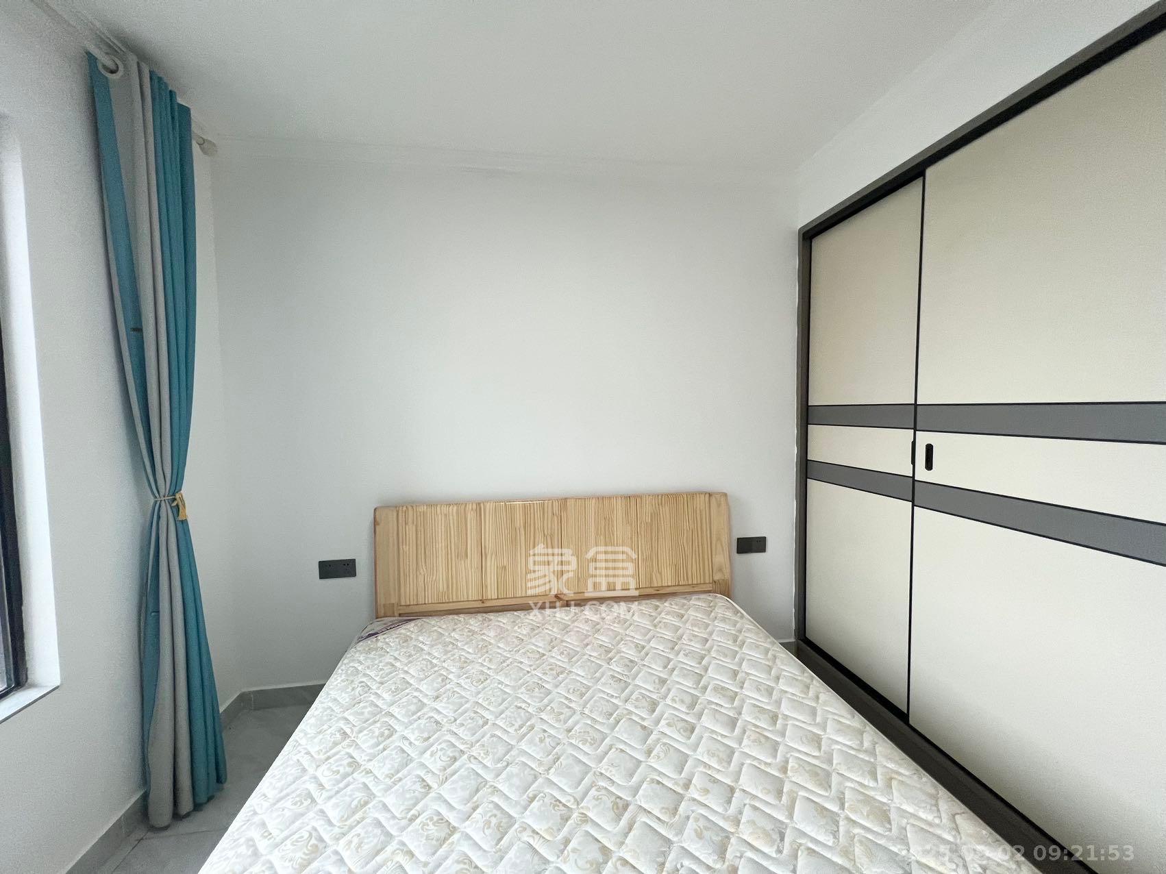 东合新苑  2室2厅1卫   2100.00元/月