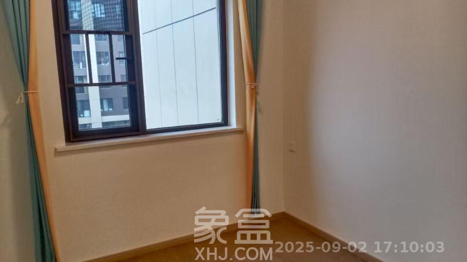 金辉优步学府  4室2厅2卫   2100.00元/月室内图