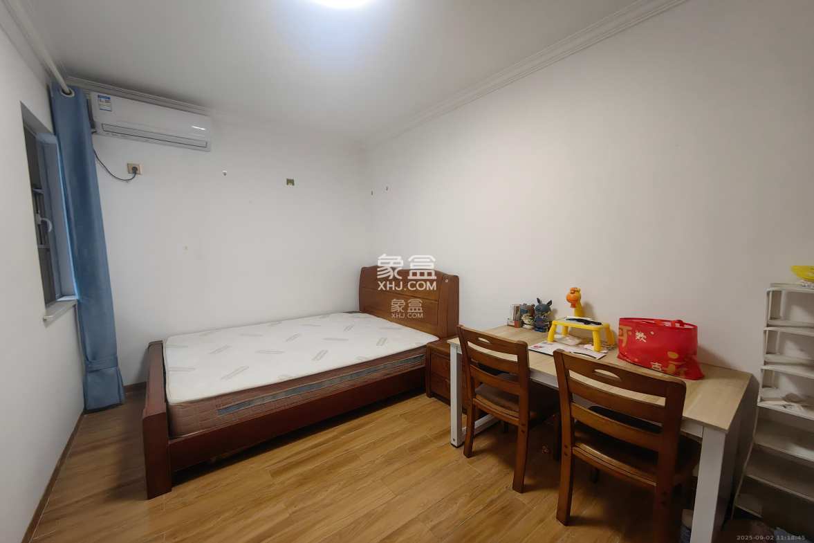 湖湘奥林匹克花园  3室2厅1卫    1900.0元/月 湖湘奥林匹克花园  3室2厅1卫    1900.0元/月室内图