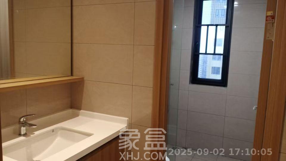 金辉优步学府  4室2厅2卫   2100.00元/月室内图