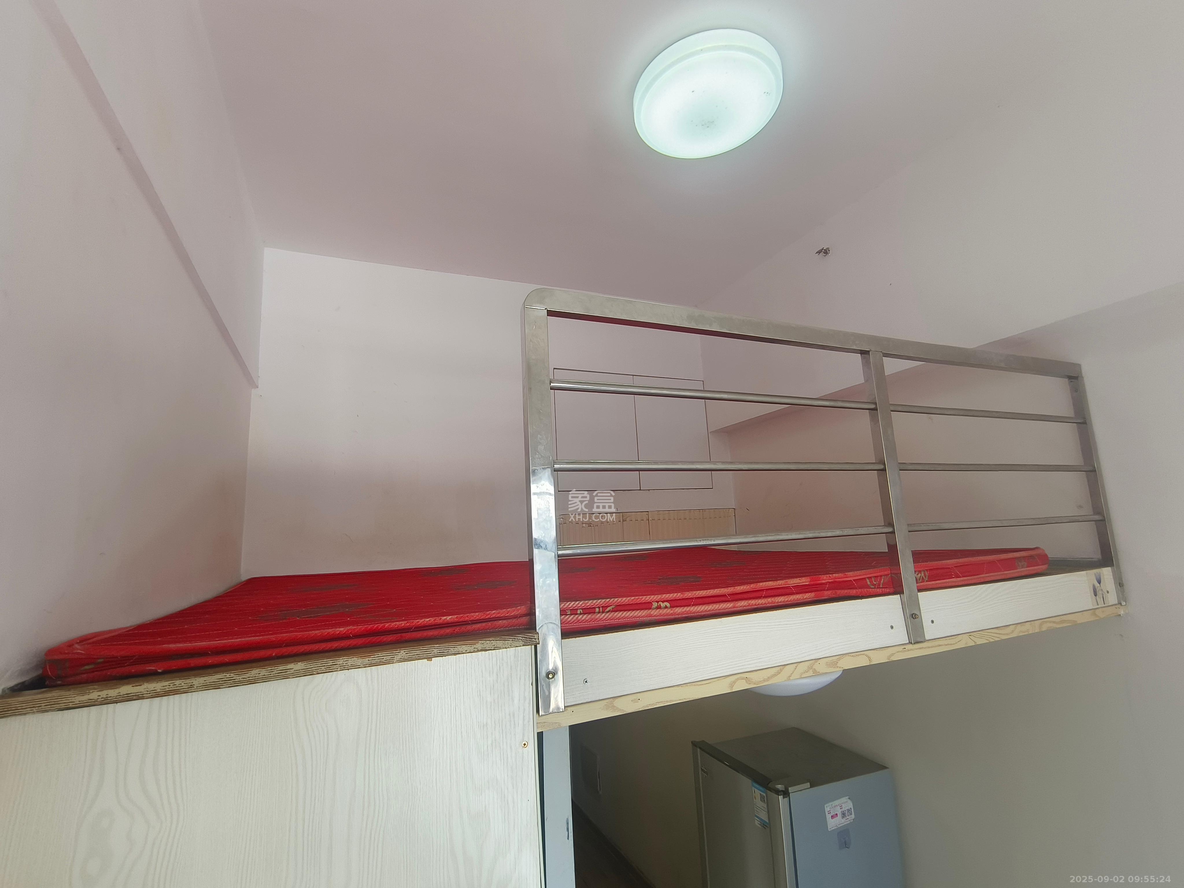 叠彩兰亭  1室1厅1卫    1300.0元/月室内图