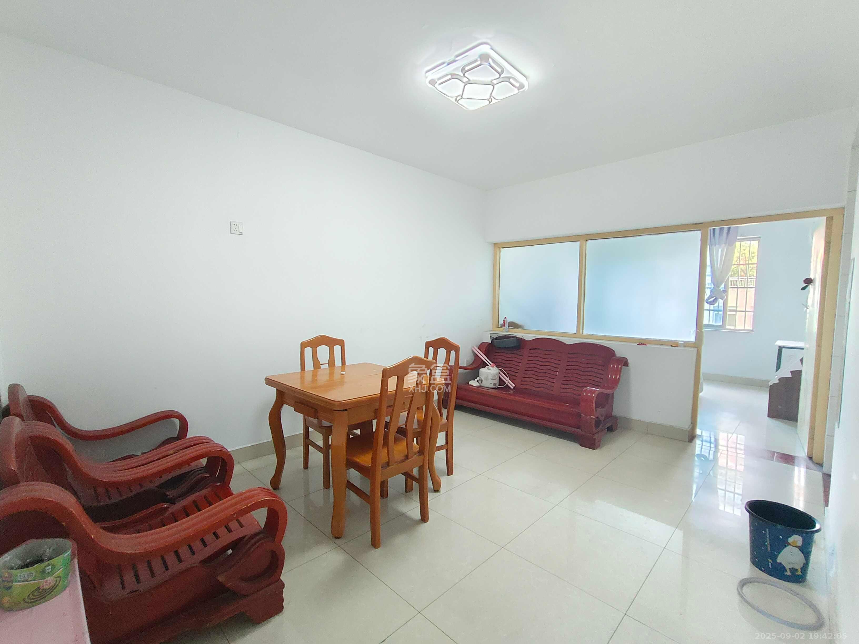 南方宿舍 2室1厅1卫 1700.0元/月 南方宿舍 2室1厅1卫 1700.0元/月室内图