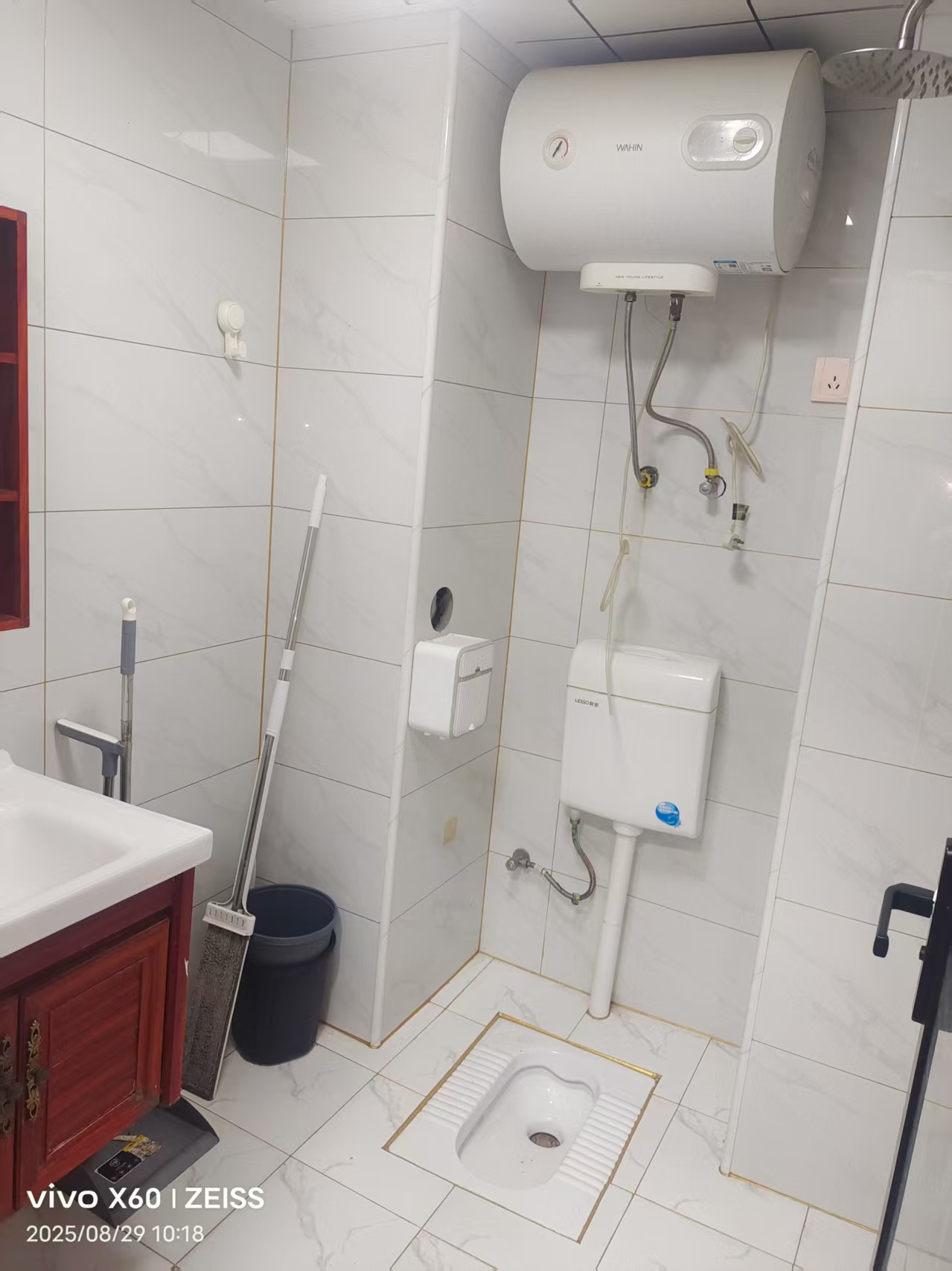 御江帝景  1室1厅1卫   1100.00元/月室内图