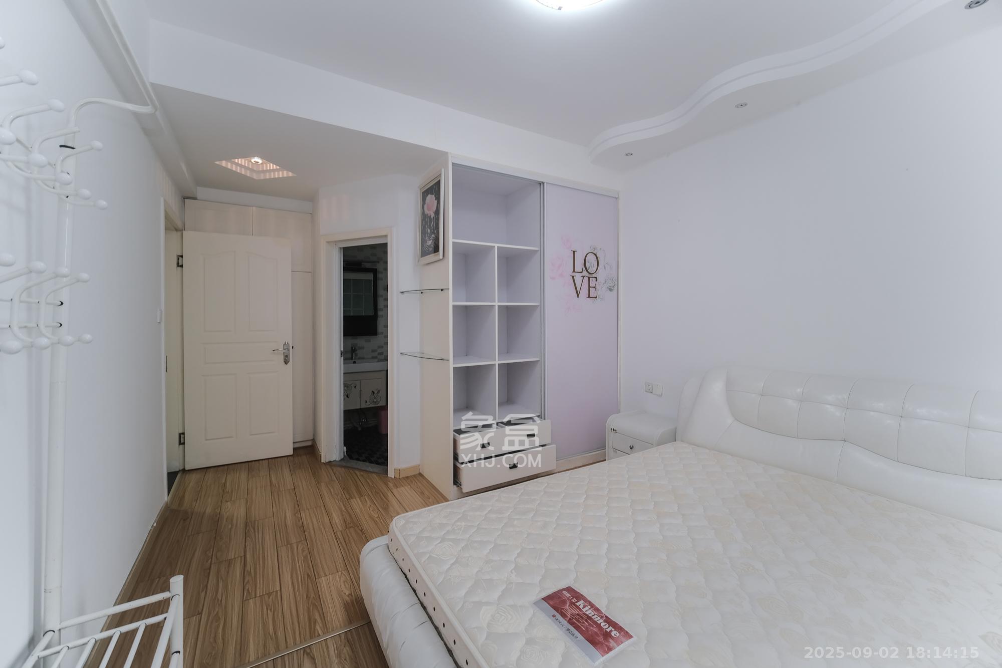 圆梦完美生活  3室2厅2卫    75.0万卧室