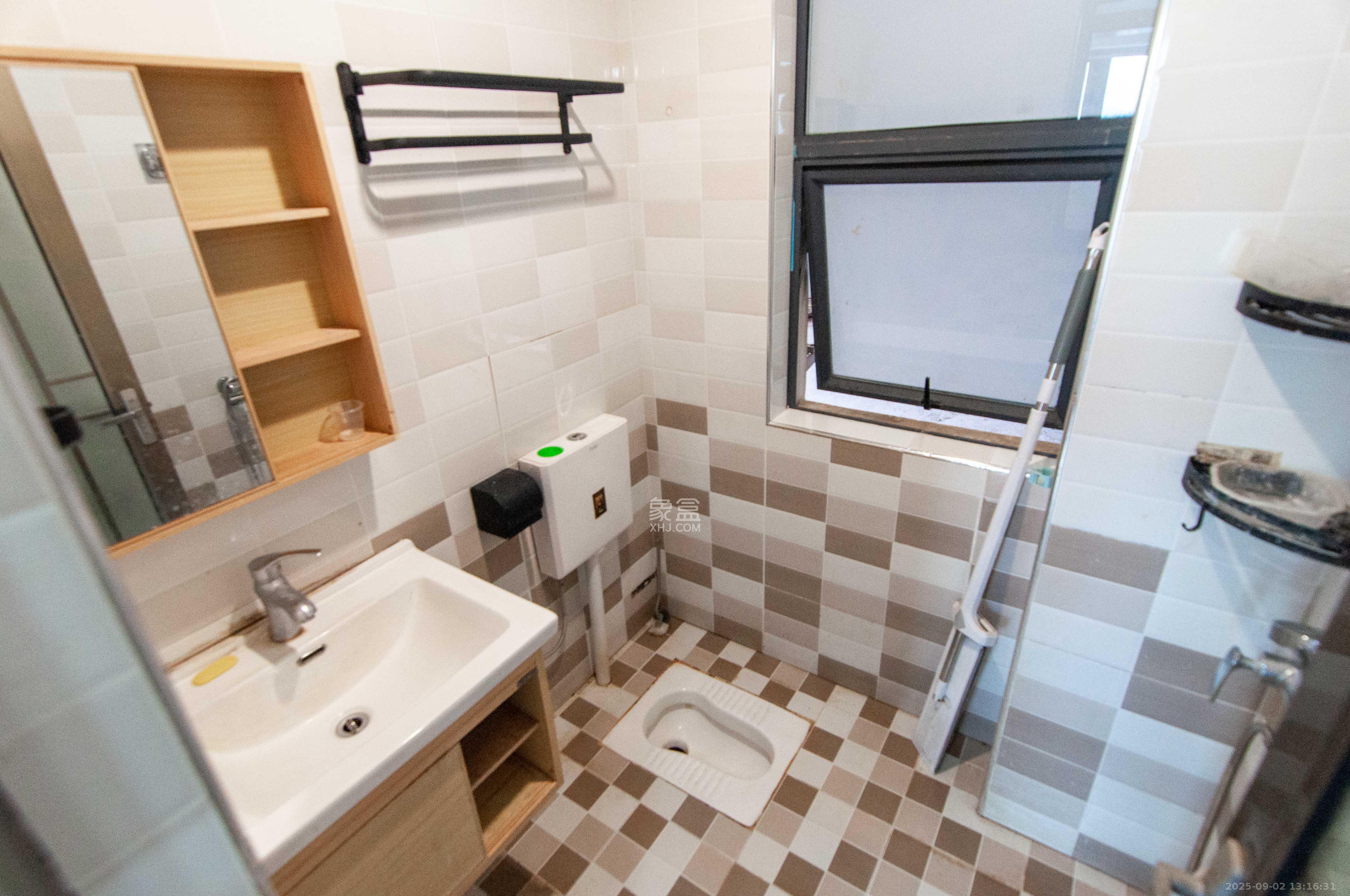 达美美立方  2室2厅1卫    65.0万卫生间