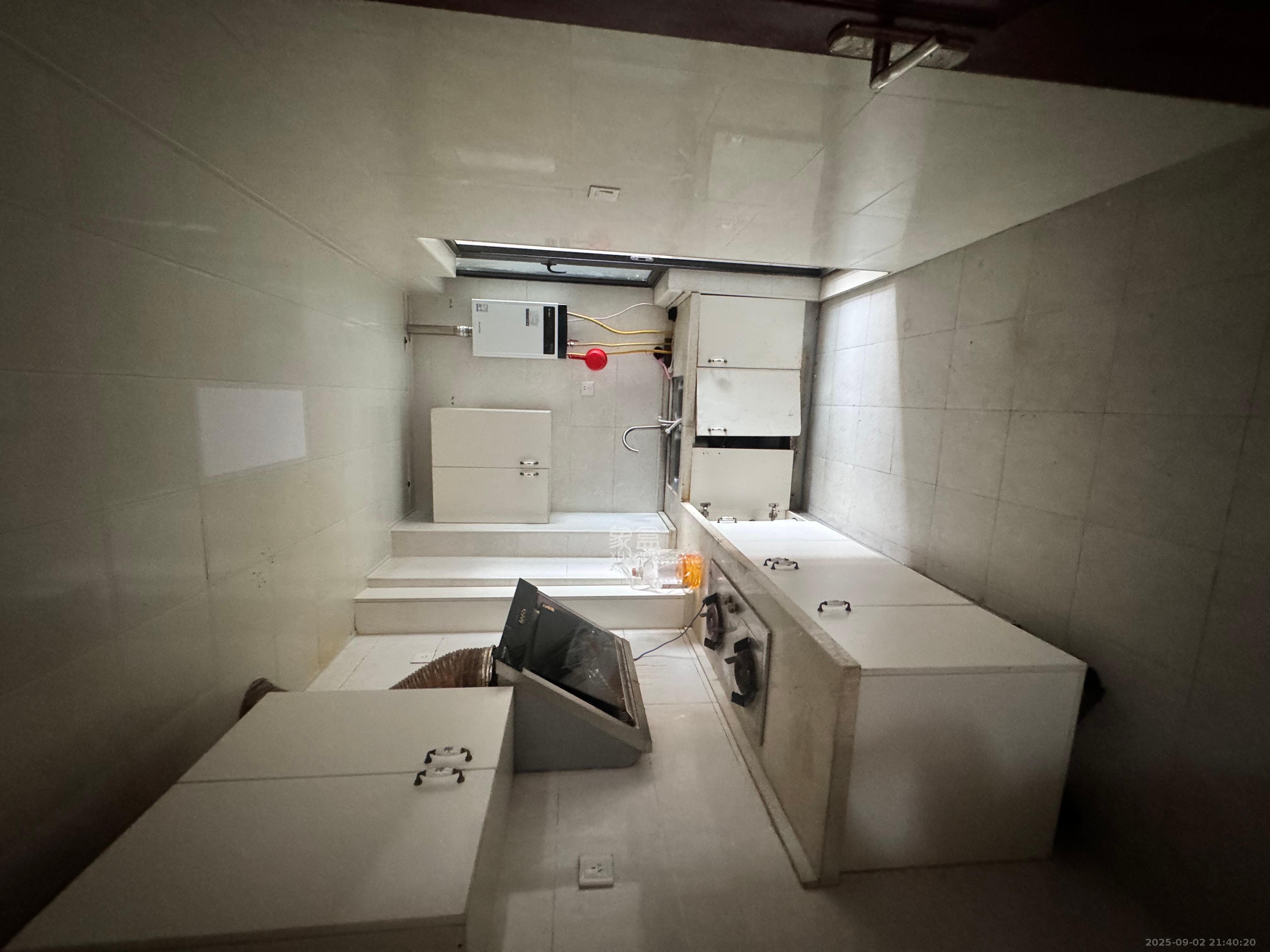 洋湖昊天（雅和苑）  3室2厅2卫    2600.0元/月室内图