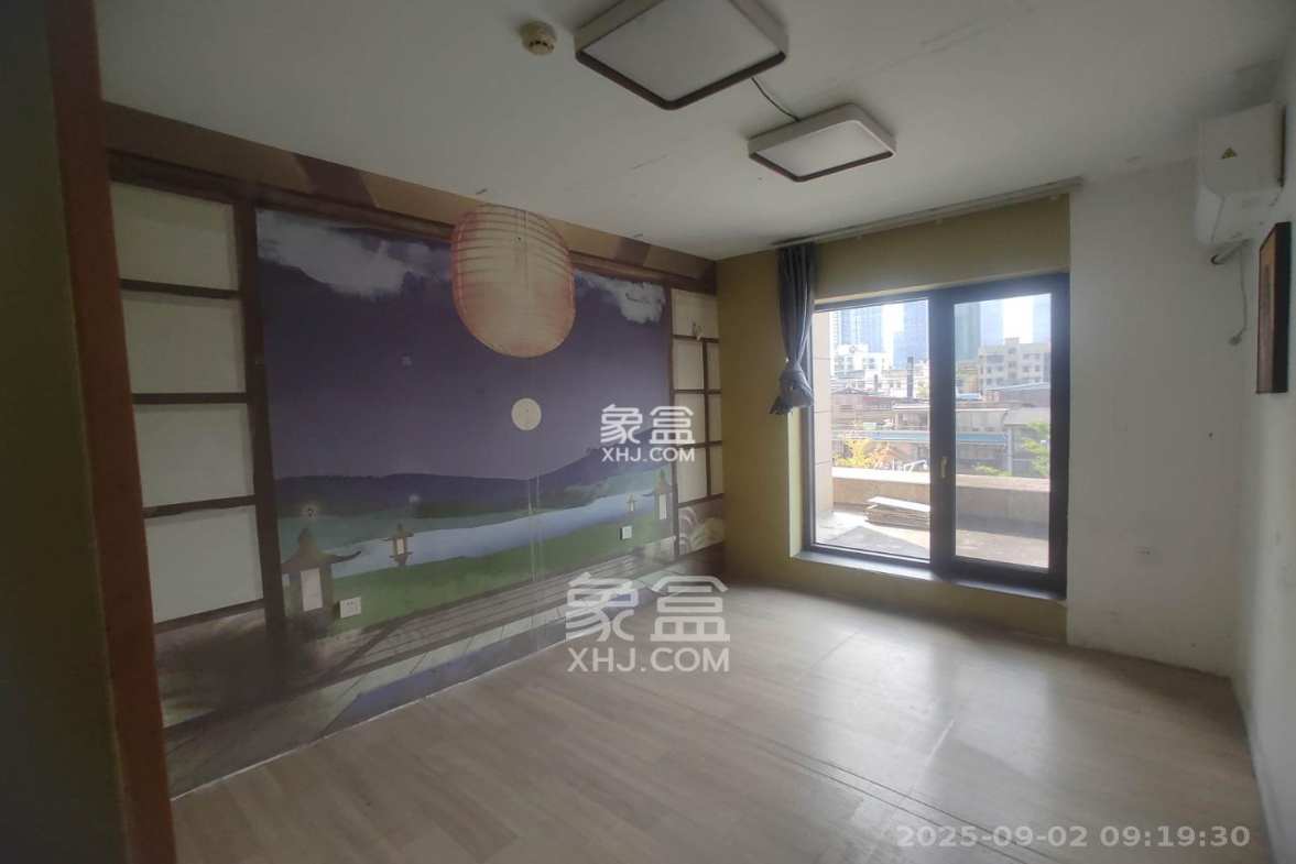 复地崑玉国际一期  4室2厅1卫    5300.0元/月 复地崑玉国际一期  4室2厅1卫    5300.0元/月室内图