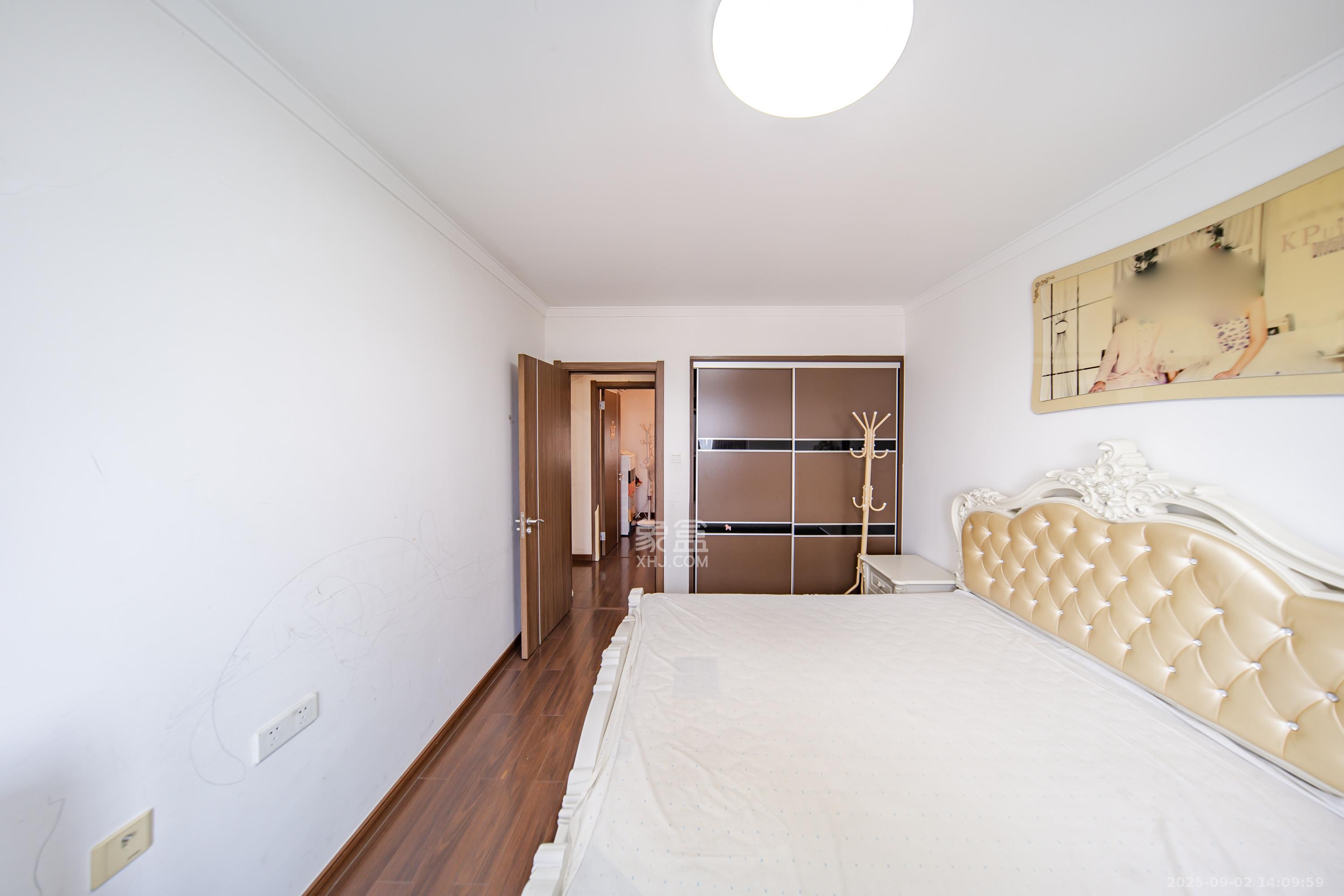 万科白鹭郡  3室2厅2卫    92.0万 万科白鹭郡  3室2厅2卫    92.0万卧室