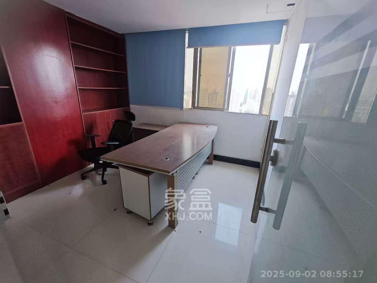 鸿运凯旋国际(科佳电脑城)  2室1厅1卫    2200.0元/月 鸿运凯旋国际(科佳电脑城)  2室1厅1卫    2200.0元/月室内图