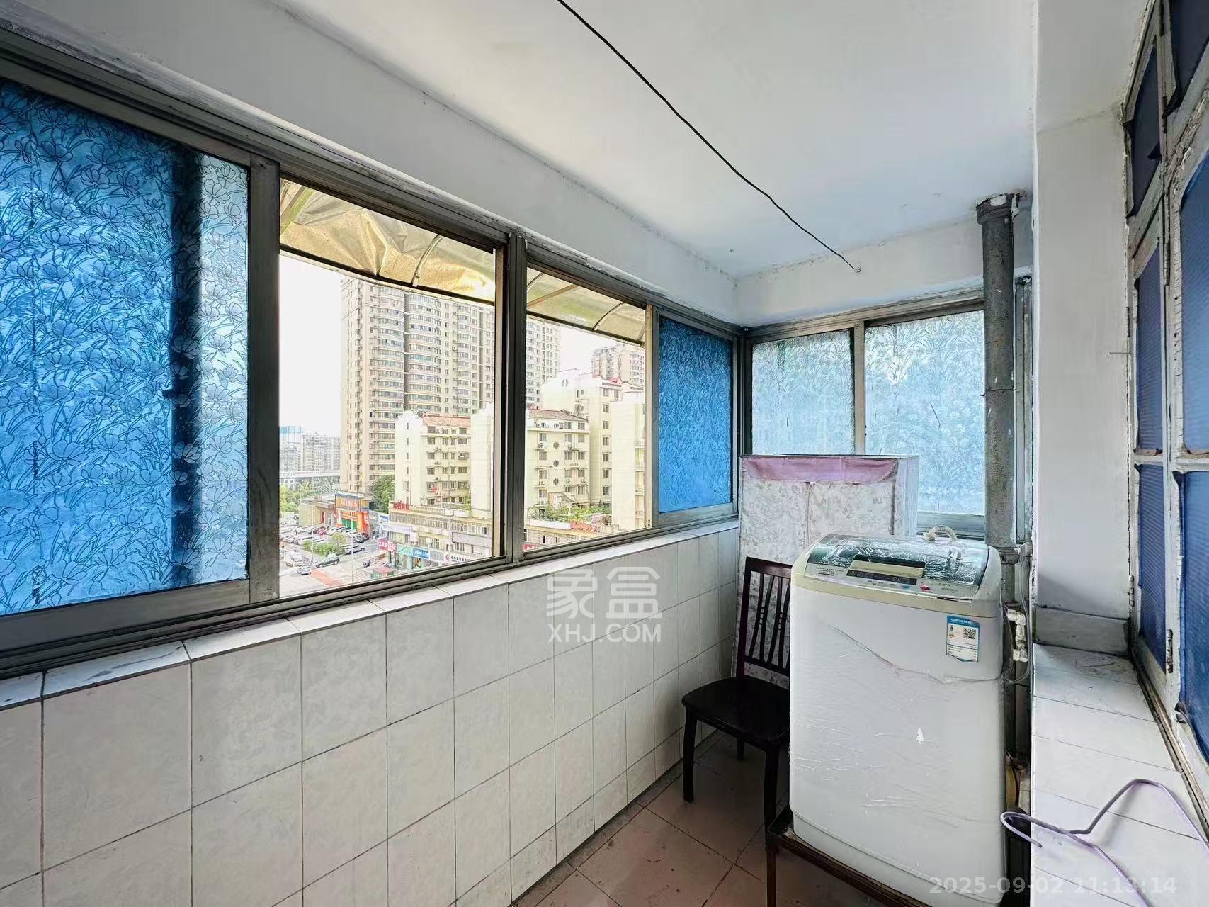 新开铺176号(环线拆迁指挥部) 2室1厅1卫 1100.0元/月 新开铺176号(环线拆迁指挥部) 2室1厅1卫 1100.0元/月室内图