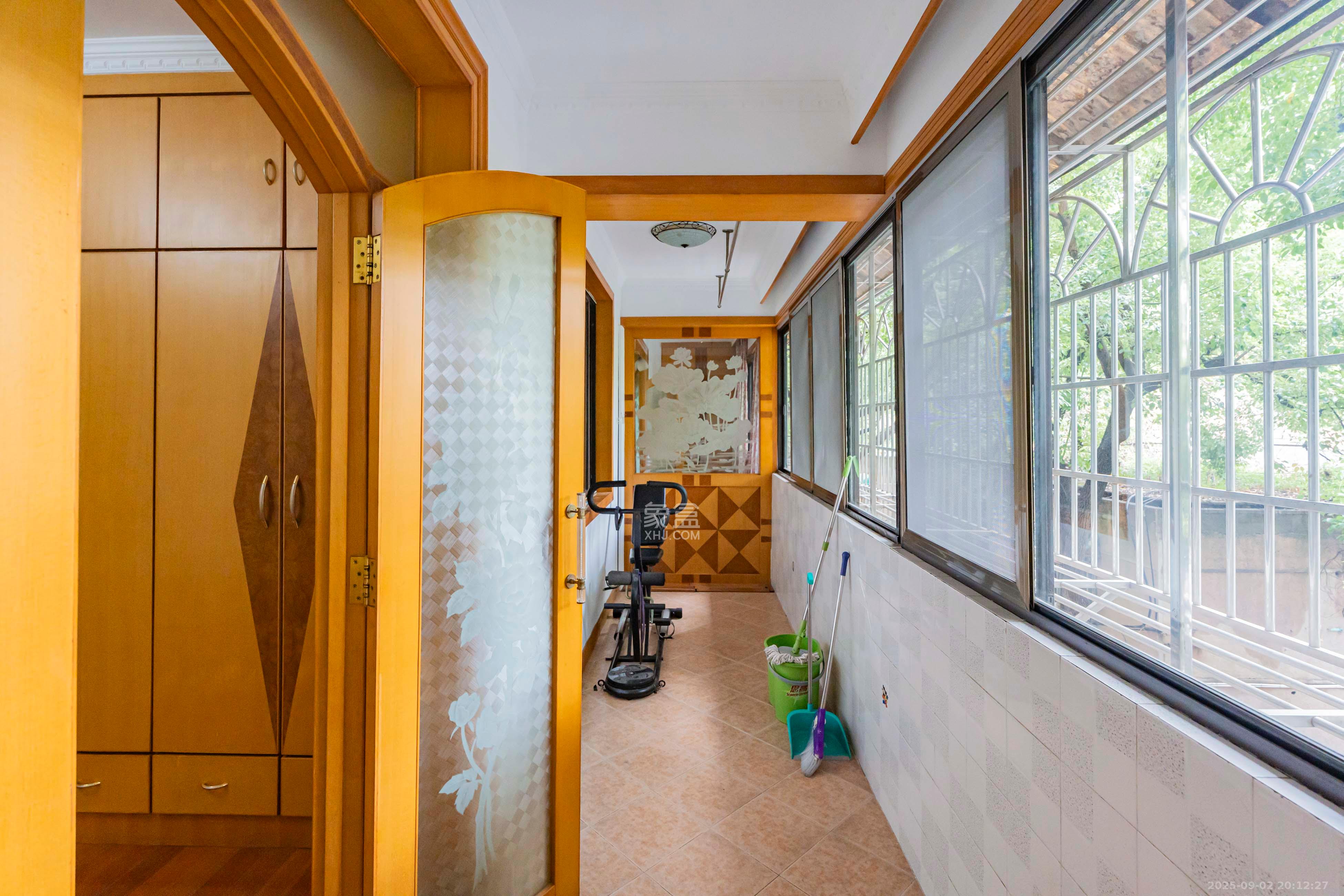 展览馆科协宿舍  4室2厅1卫    125.0万 展览馆科协宿舍  4室2厅1卫    125.0万阳台