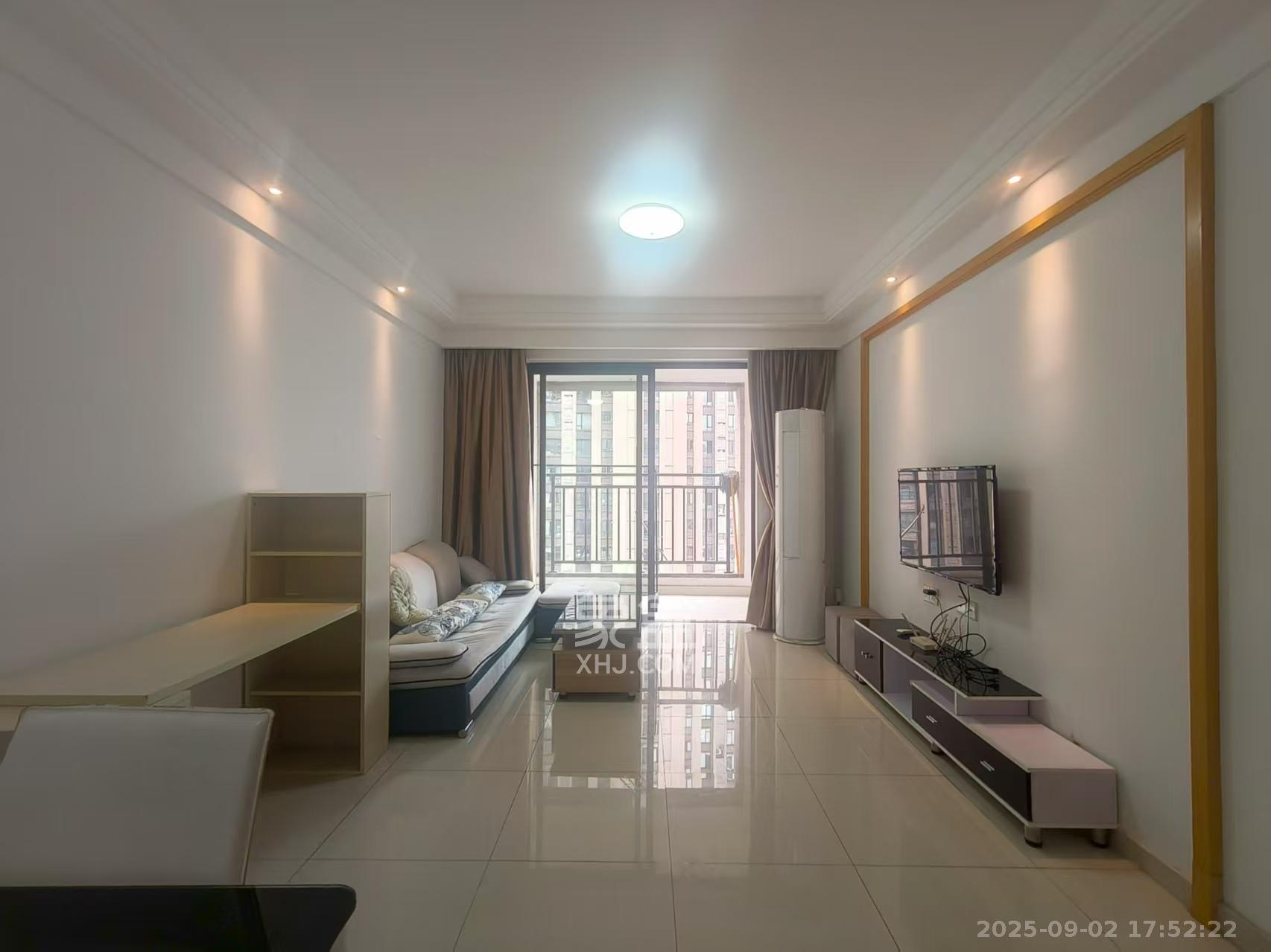 中海国际四期  2室2厅1卫    1800.0元/月室内图