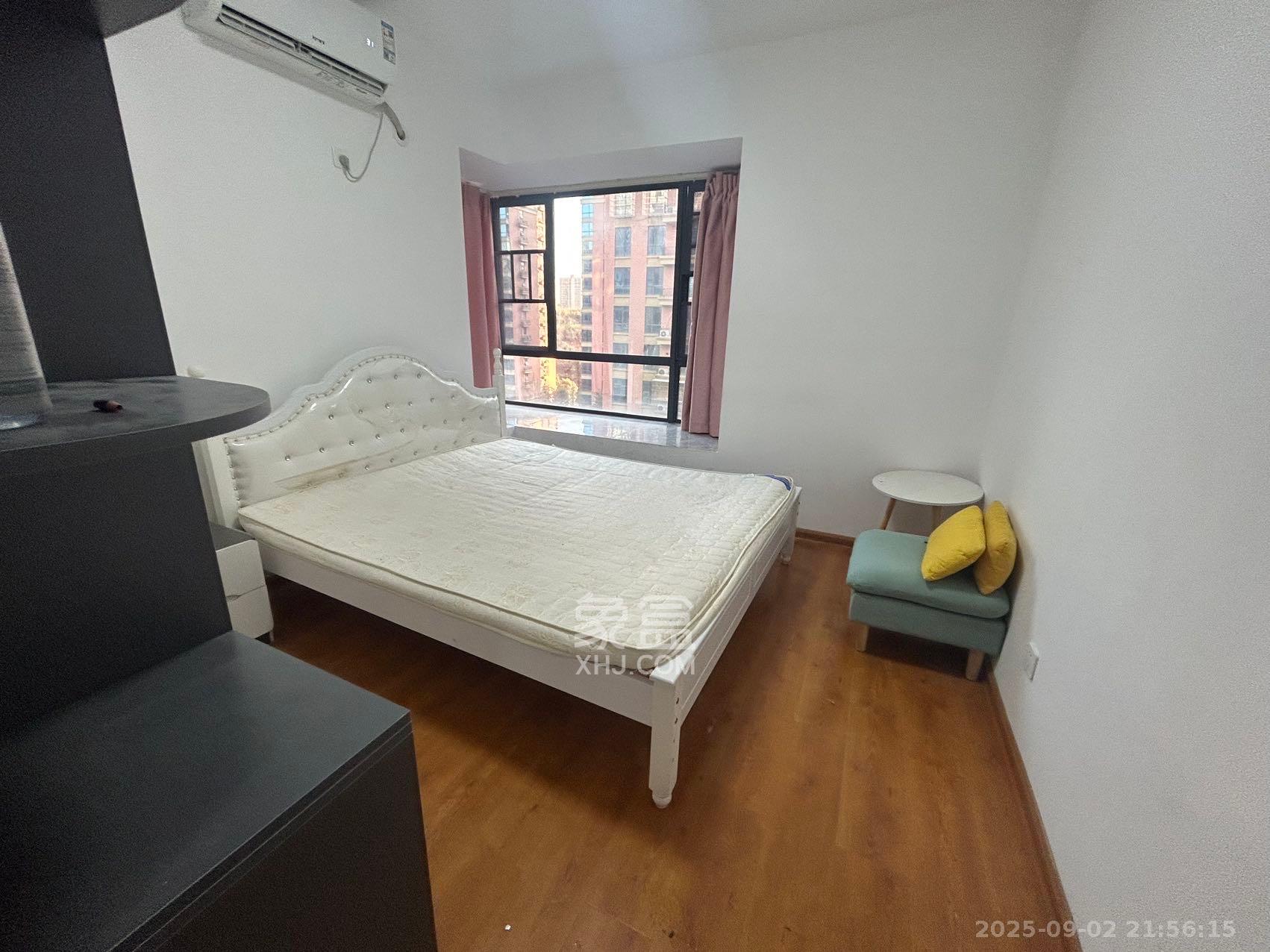 金谷豪庭  2室2厅1卫    1700.0元/月室内图