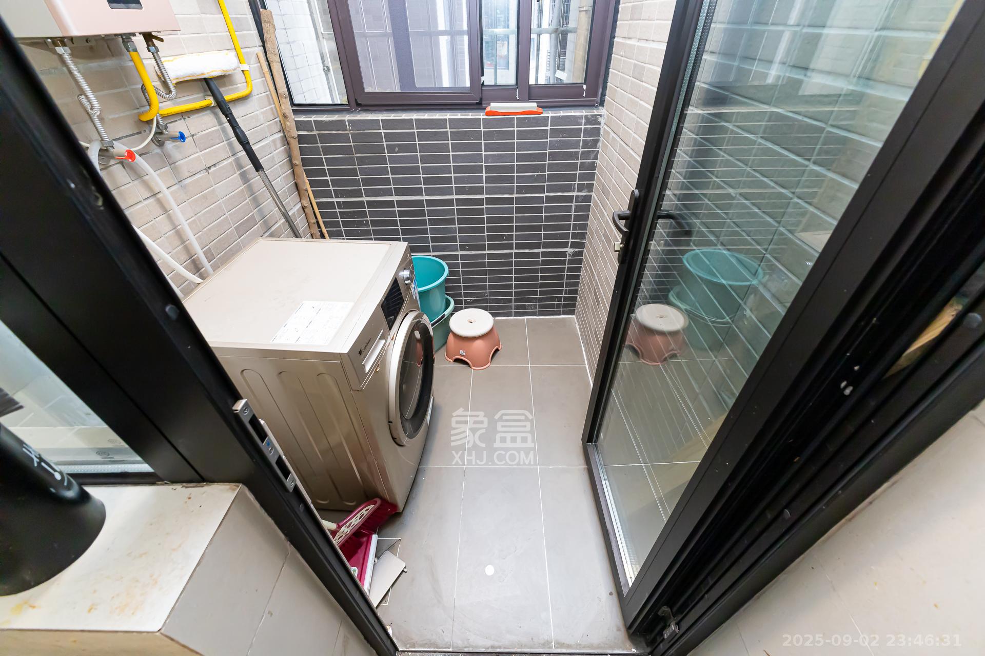 时代倾城三期  2室2厅1卫    68.0万 时代倾城三期  2室2厅1卫    68.0万阳台