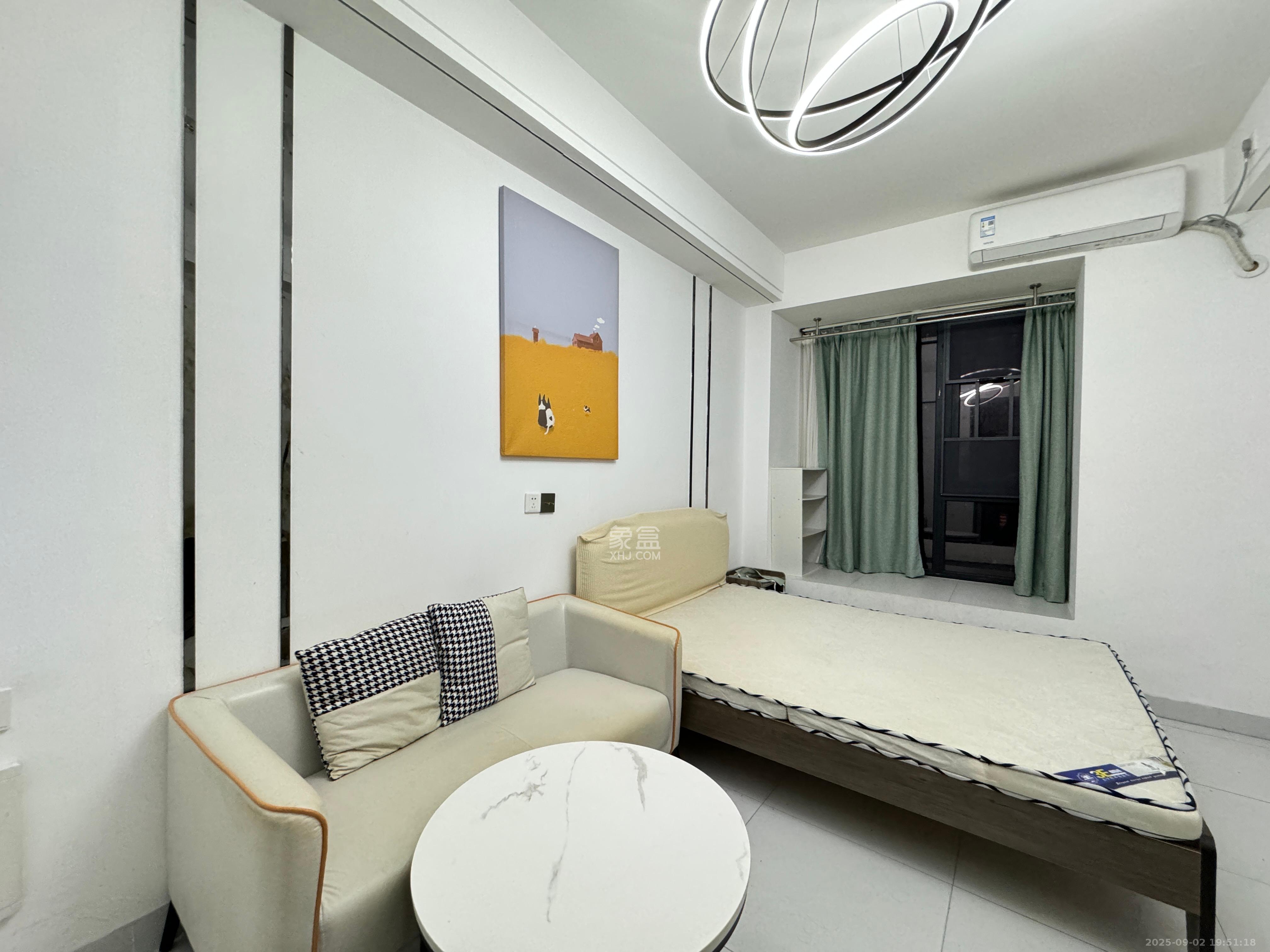 保利麓谷林语I区 1室1厅1卫 1650.0元/月 保利麓谷林语I区 1室1厅1卫 1650.0元/月室内图