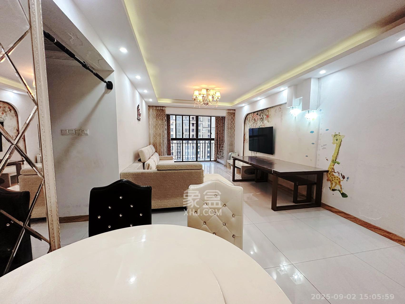 华润橡树湾 3室2厅1卫 1900.0元/月 华润橡树湾 3室2厅1卫 1900.0元/月室内图