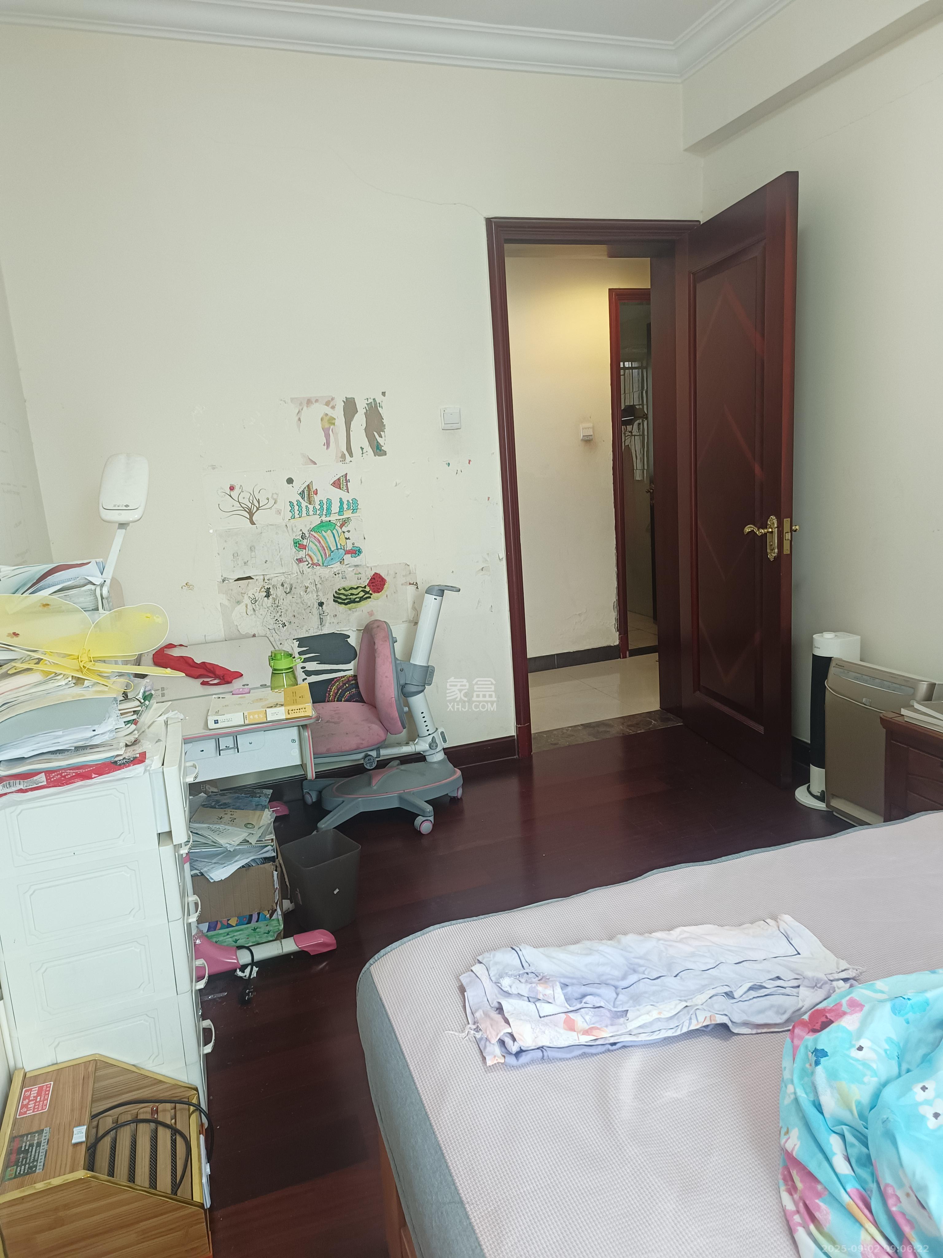 恒大雅苑  3室1厅2卫    2100.0元/月室内图