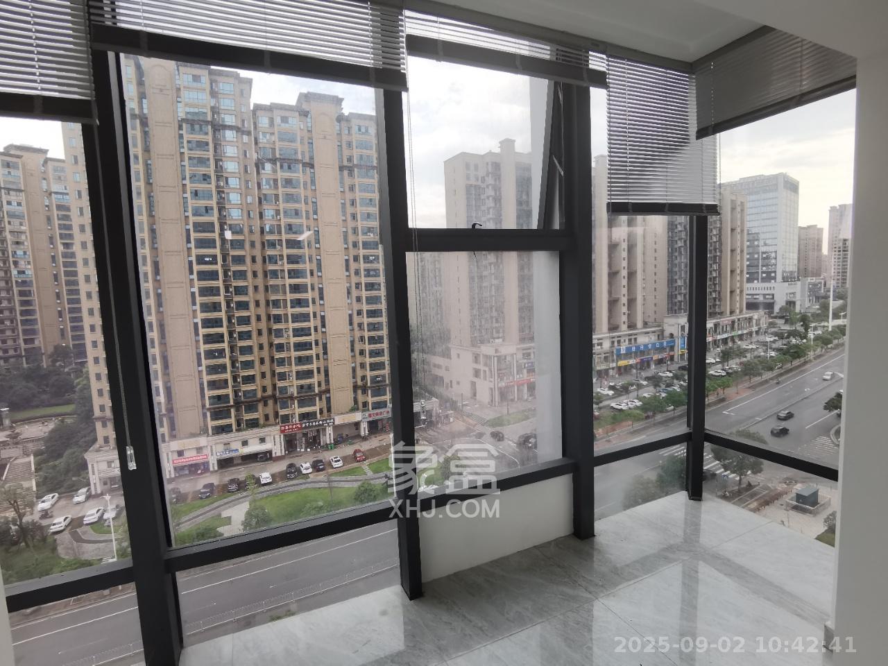 裕天国际商汇中心 1室1厅1卫 2000.0元/月 裕天国际商汇中心 1室1厅1卫 2000.0元/月室内图