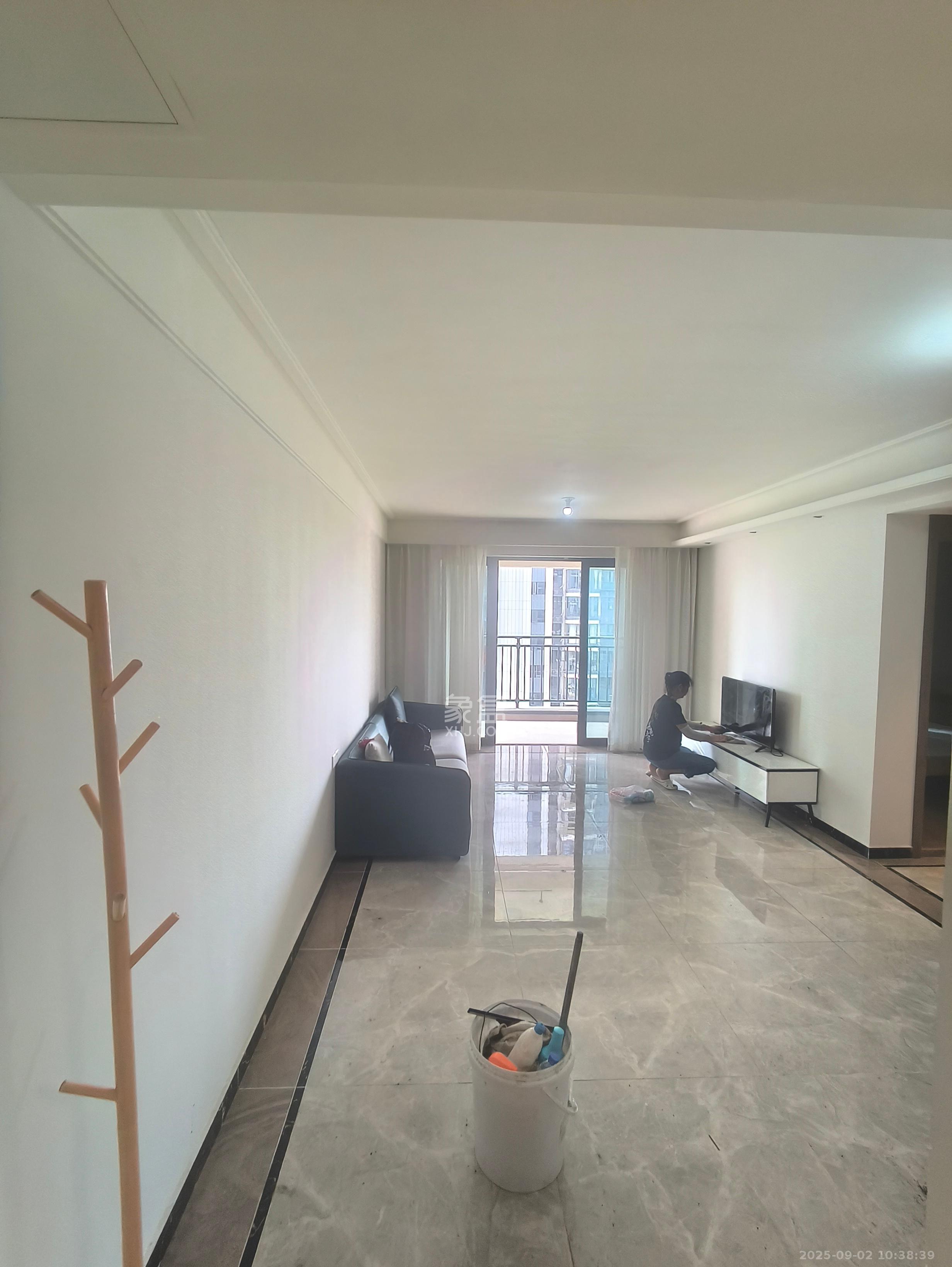 保利恒伟时光印象 4室2厅2卫 3000.0元/月 保利恒伟时光印象 4室2厅2卫 3000.0元/月室内图