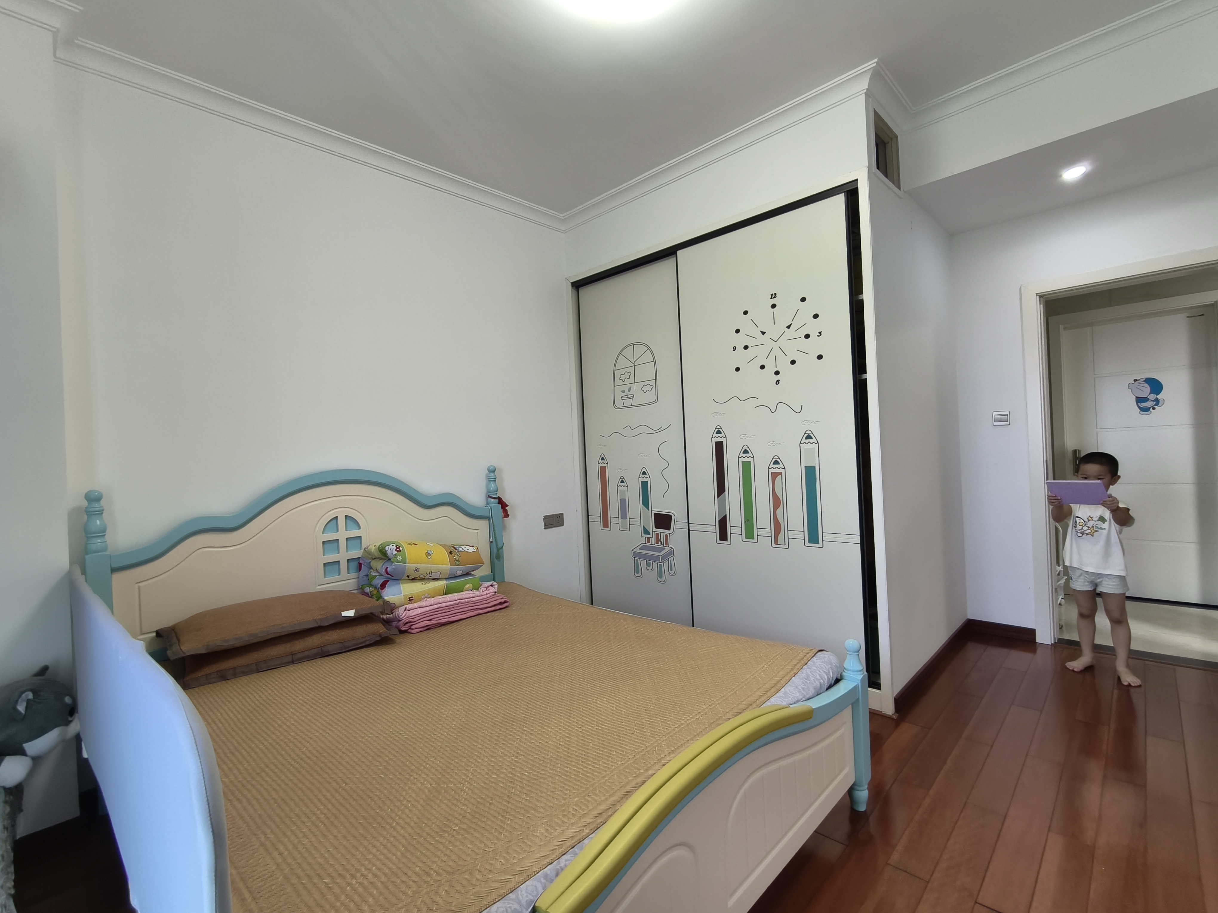 锦绣欣城  3室2厅2卫    80.0万客厅