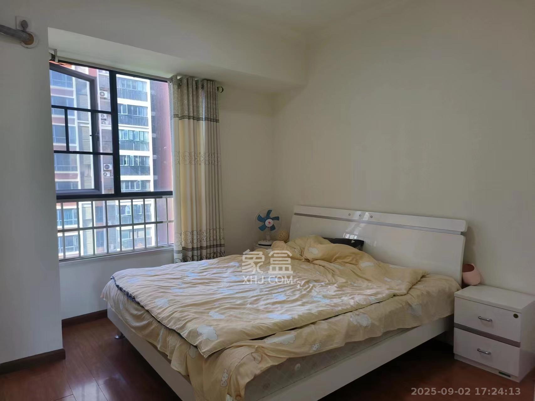 恒生碧水龙庭 3室2厅2卫 2100.0元/月 恒生碧水龙庭 3室2厅2卫 2100.0元/月室内图