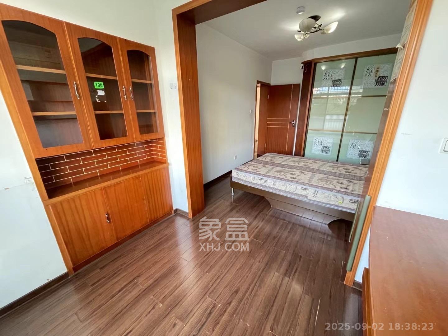 运通馨苑  1室0厅0卫    2500.0元/月室内图