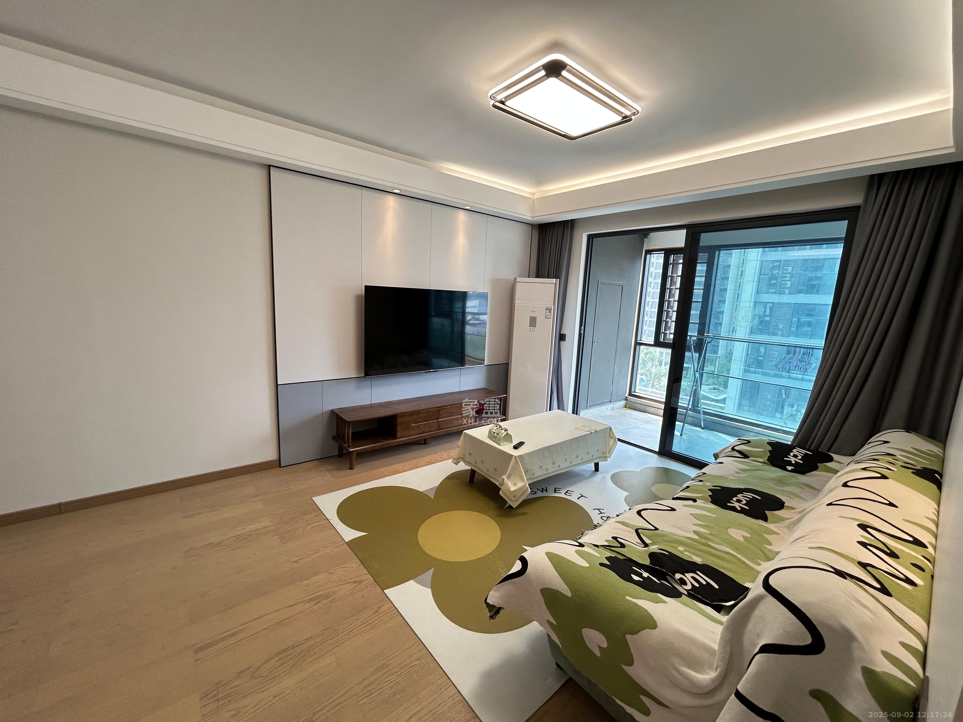 爱家当代境  3室2厅2卫    3200.0元/月室内图