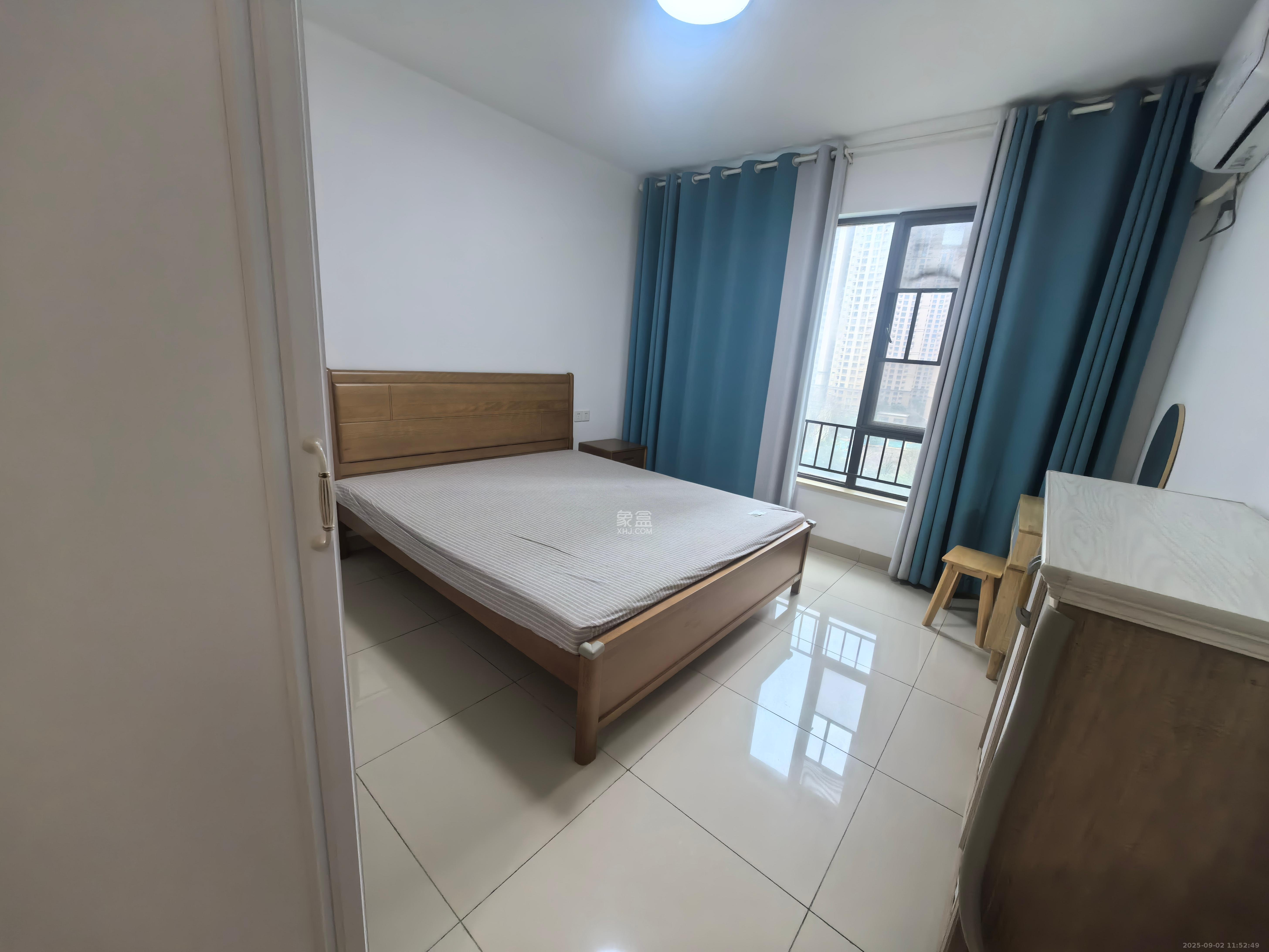 中海国际四期  2室2厅1卫    2000.0元/月 中海国际四期  2室2厅1卫    2000.0元/月室内图