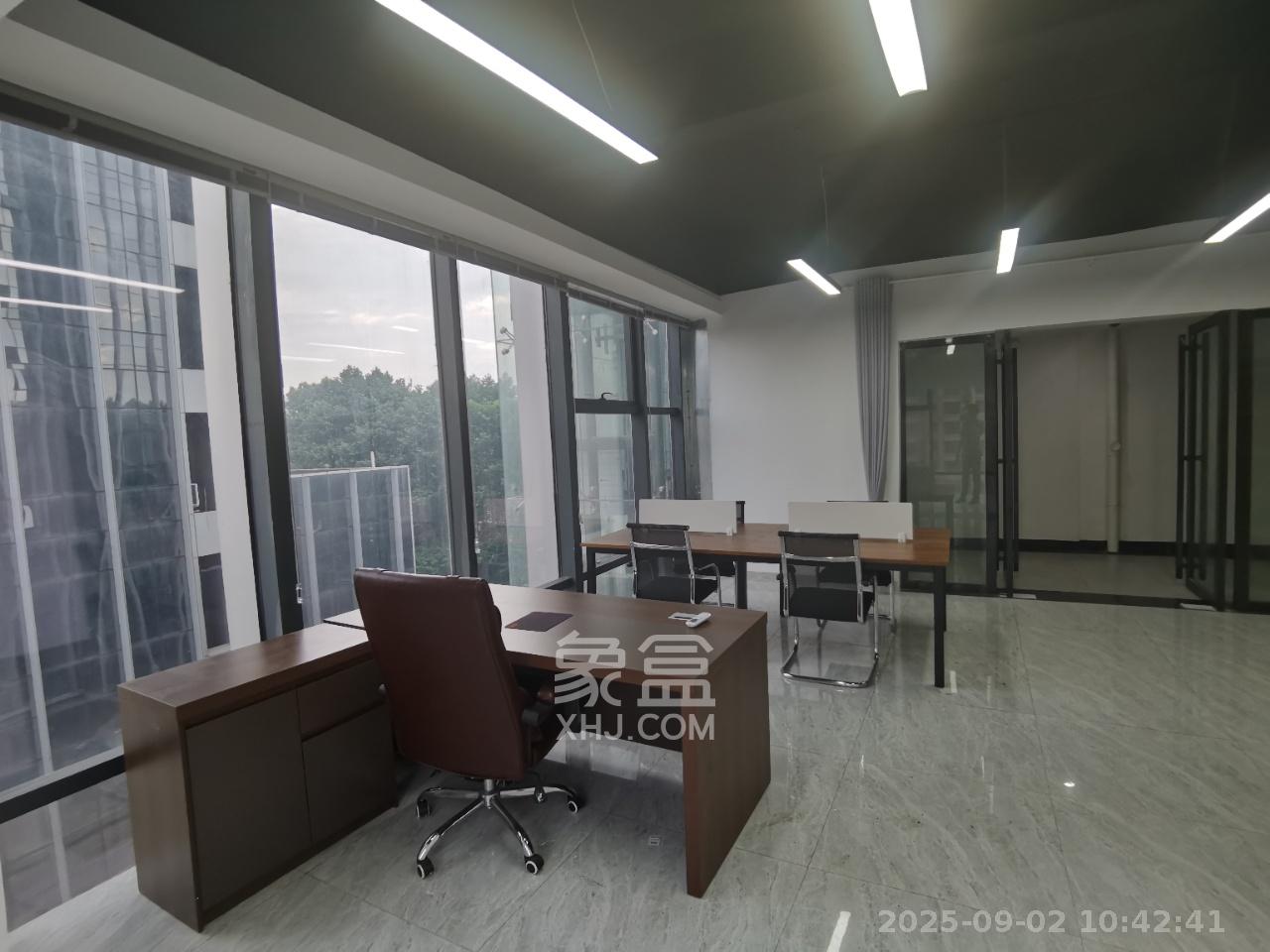 裕天国际商汇中心 1室1厅1卫 2000.0元/月 裕天国际商汇中心 1室1厅1卫 2000.0元/月室内图