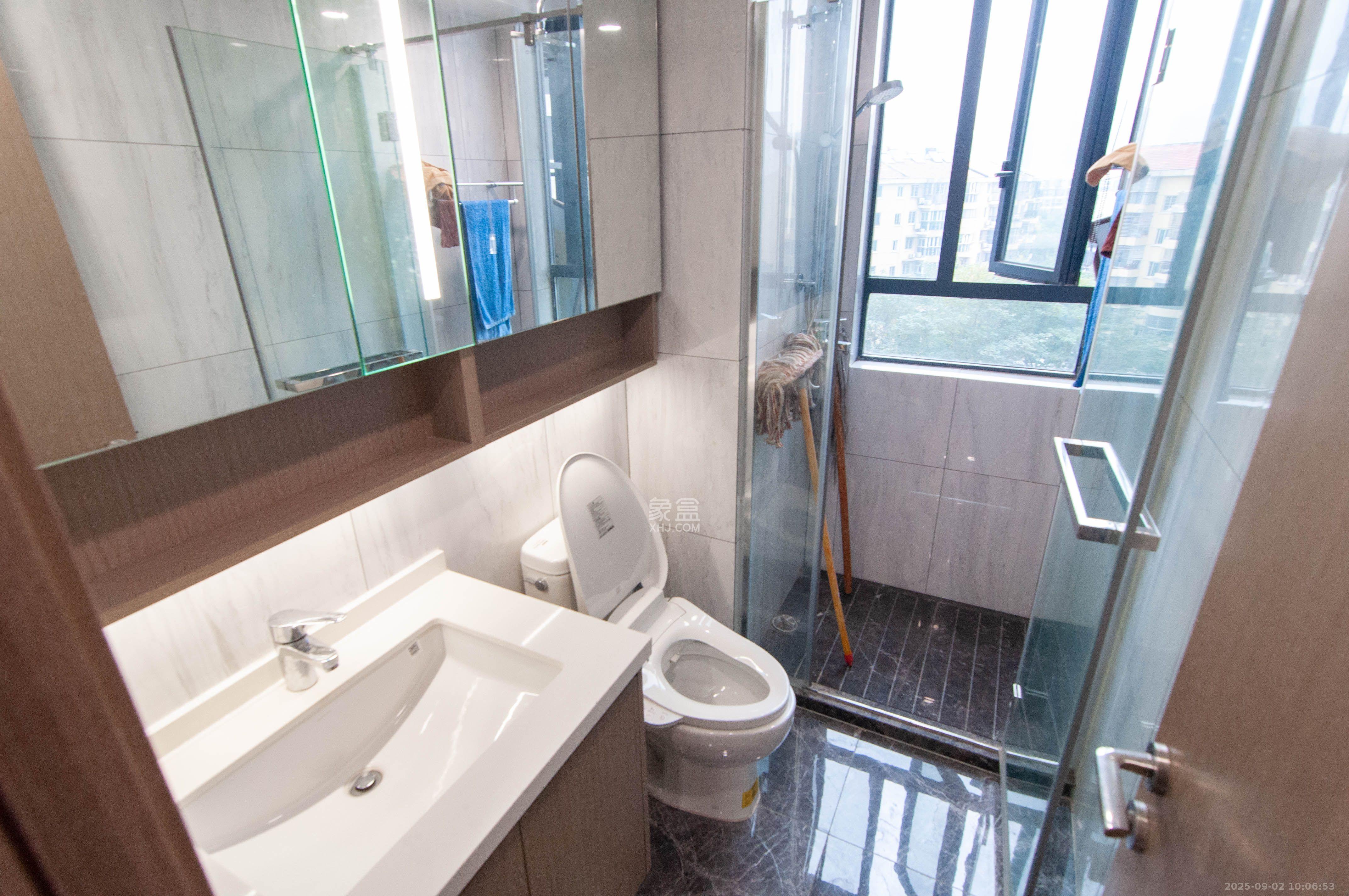 旭辉都会山 4室2厅3卫 8000.0元/月 旭辉都会山 4室2厅3卫 8000.0元/月室内图