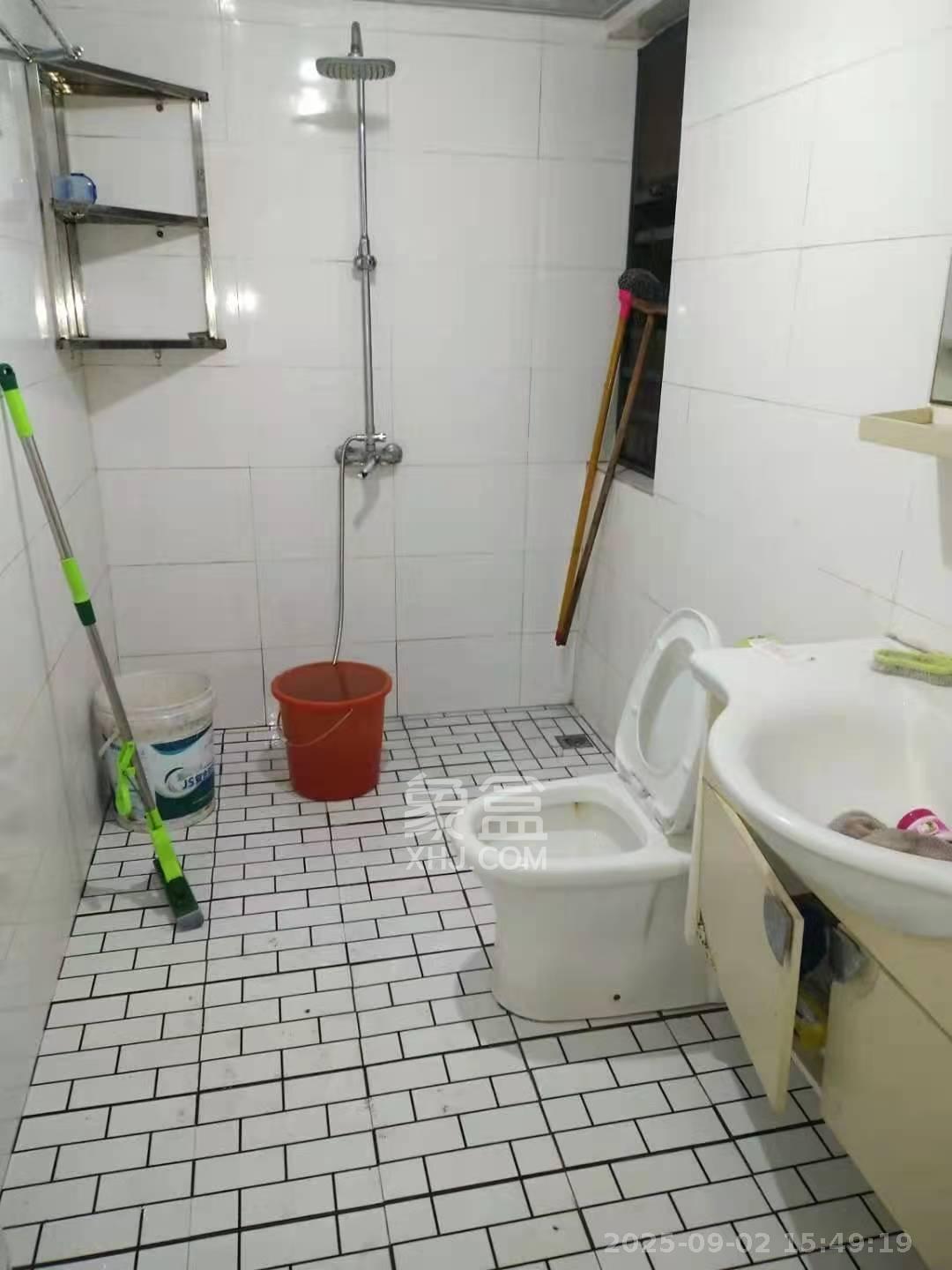 中信文化广场（中信新城二期）  3室2厅1卫    1700.0元/月室内图