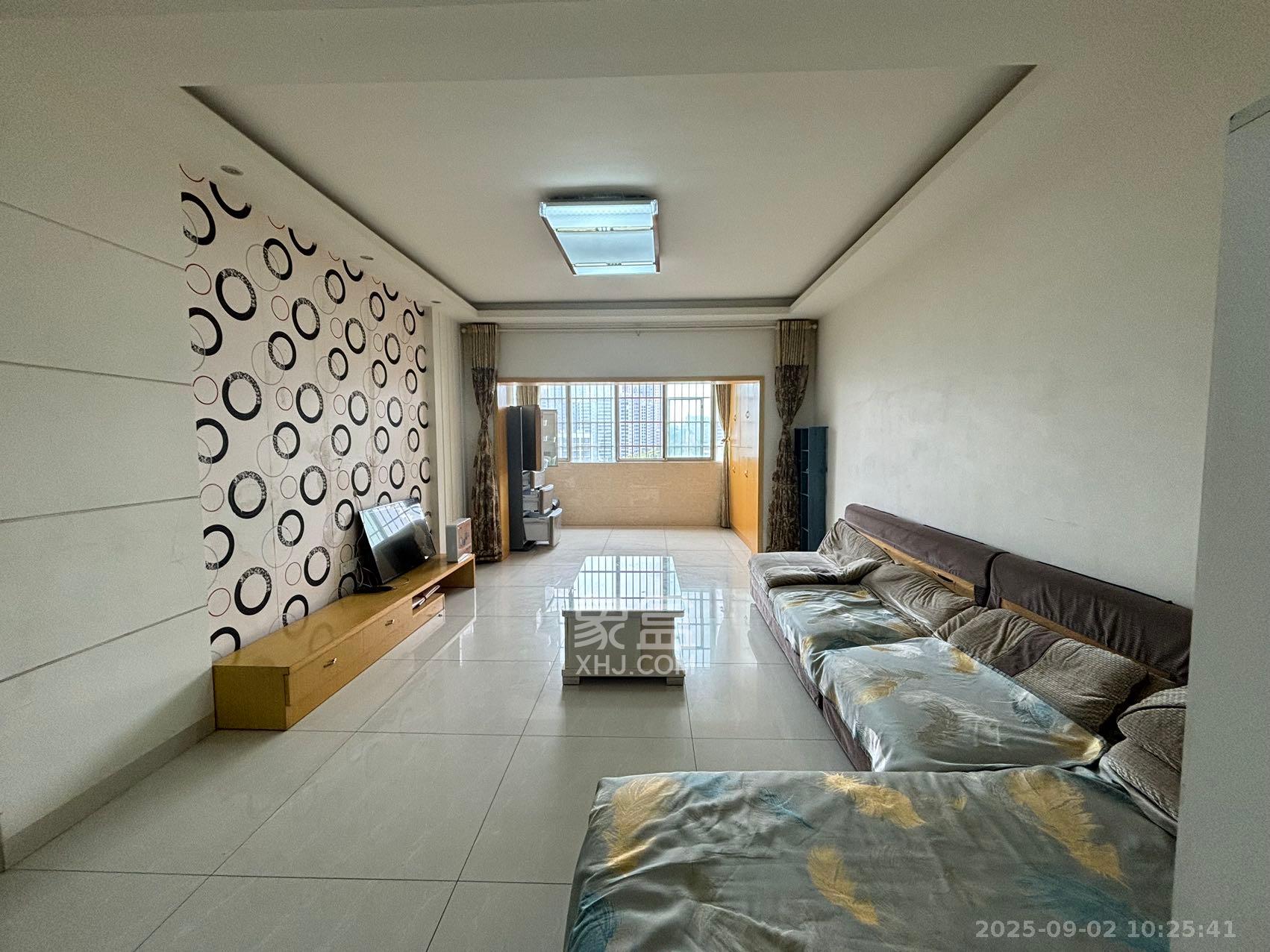 白沙湾嘉园 3室2厅2卫 2700.0元/月 白沙湾嘉园 3室2厅2卫 2700.0元/月室内图