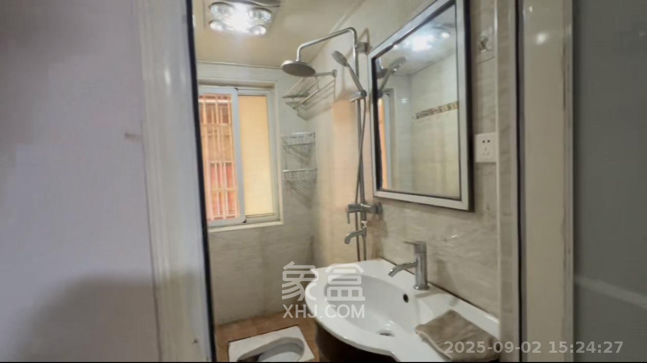 江南公寓  2室1厅1卫    1900.0元/月室内图