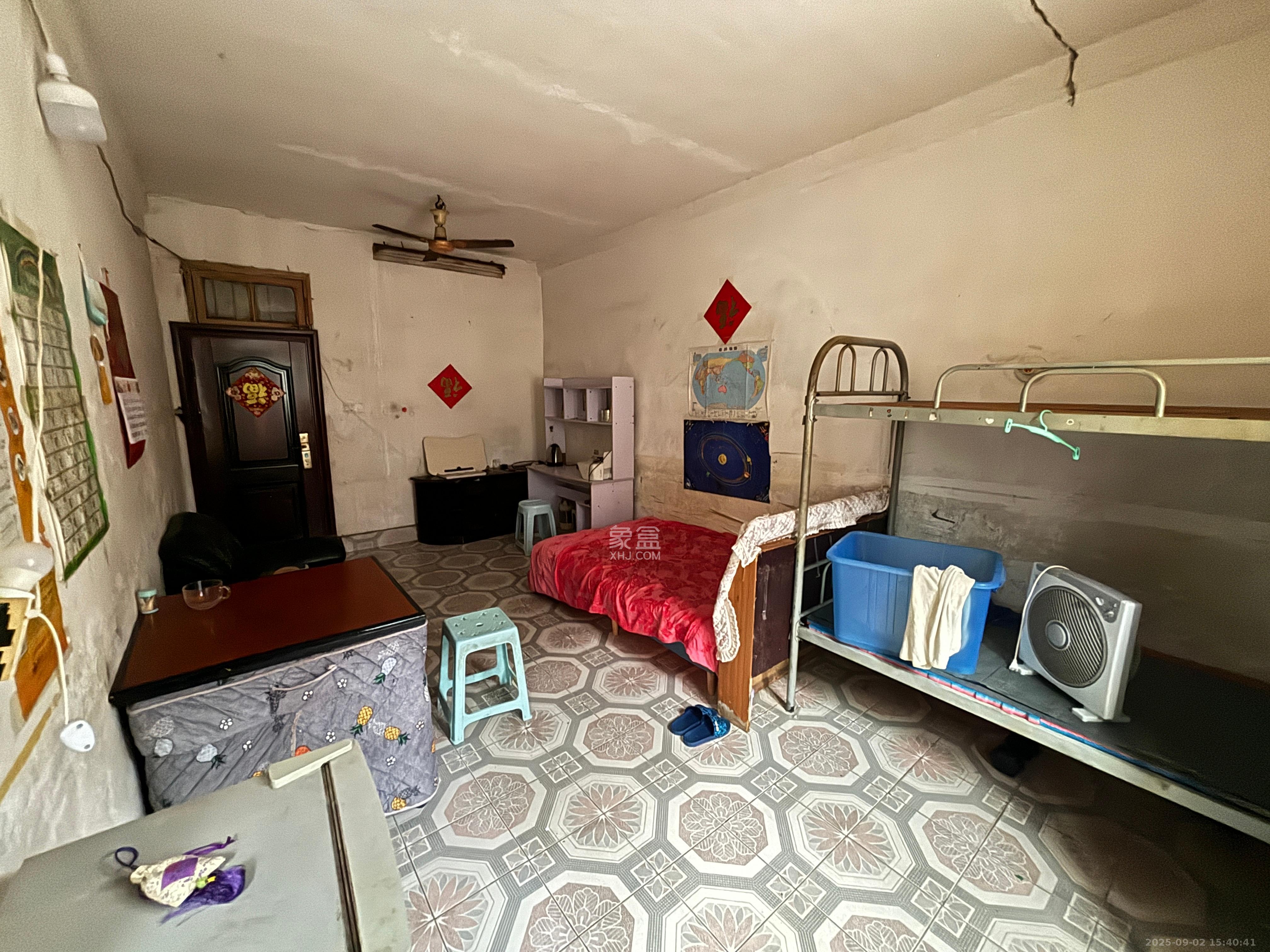 浦沅生活二区 2室1厅1卫 1100.0元/月 浦沅生活二区 2室1厅1卫 1100.0元/月室内图