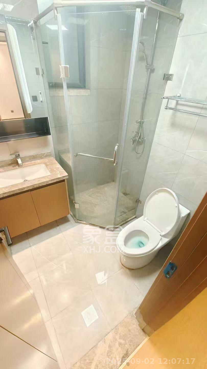 长房云西府一期  3室2厅2卫   3200.00元/月室内图