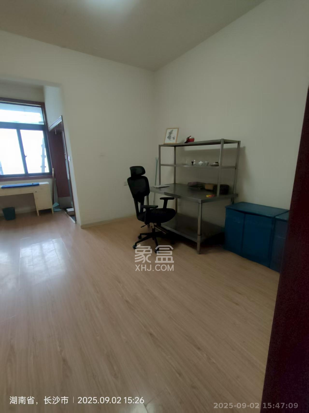 上庭苑 1室1厅1卫 1200.0元/月 上庭苑 1室1厅1卫 1200.0元/月室内图