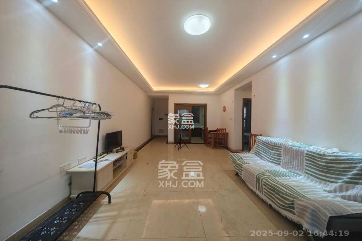 旺德府恺悦国际  3室2厅2卫    1700.0元/月 旺德府恺悦国际  3室2厅2卫    1700.0元/月室内图