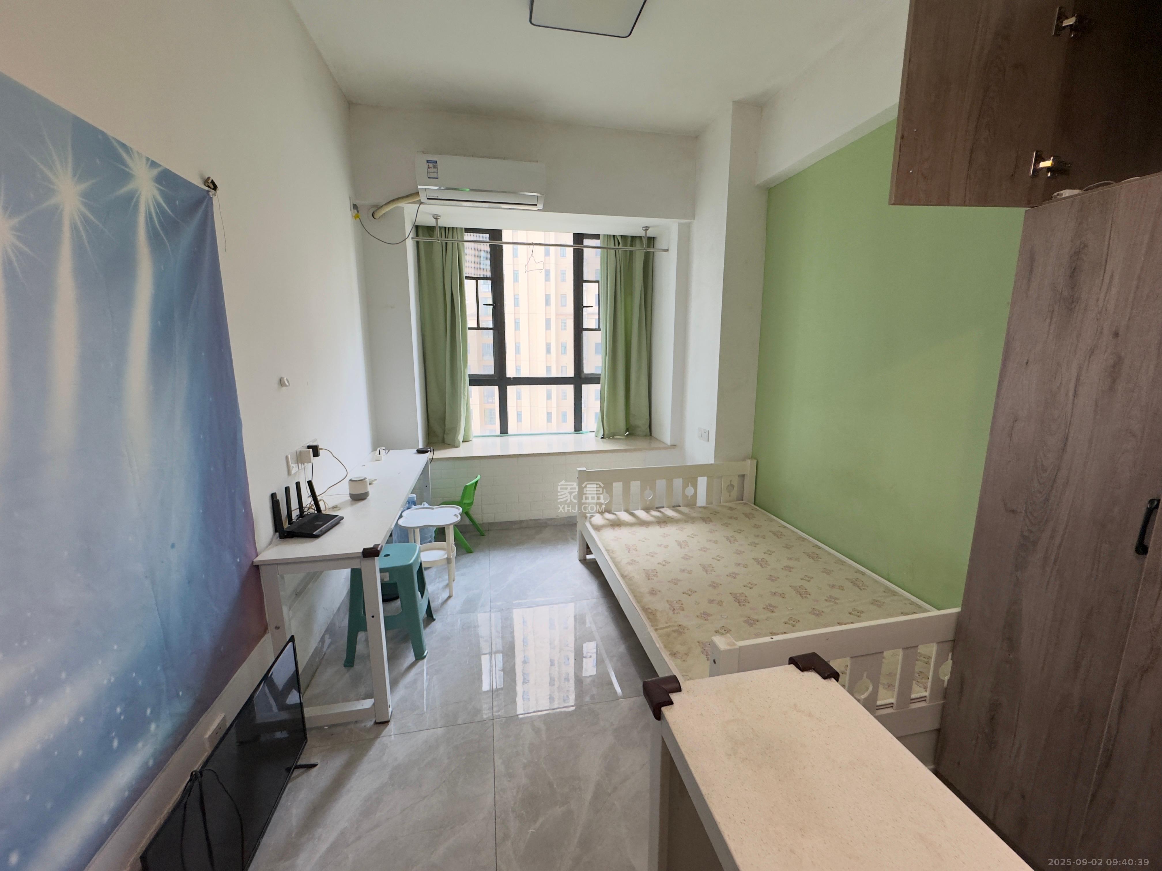 洋湖时代 1室1厅1卫 1000.0元/月 洋湖时代 1室1厅1卫 1000.0元/月室内图