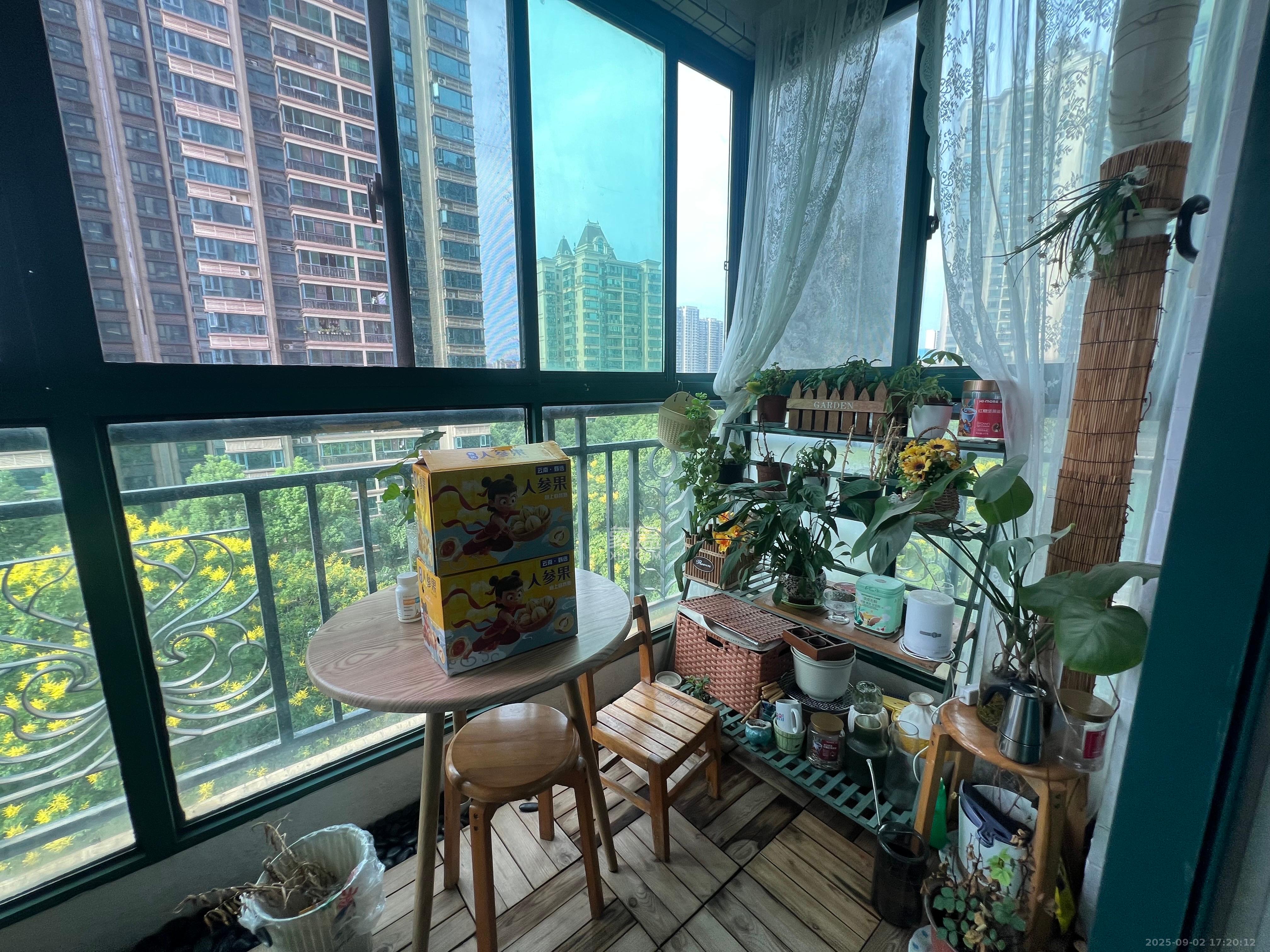 恒大绿洲  1室2厅2卫    3000.0元/月室内图