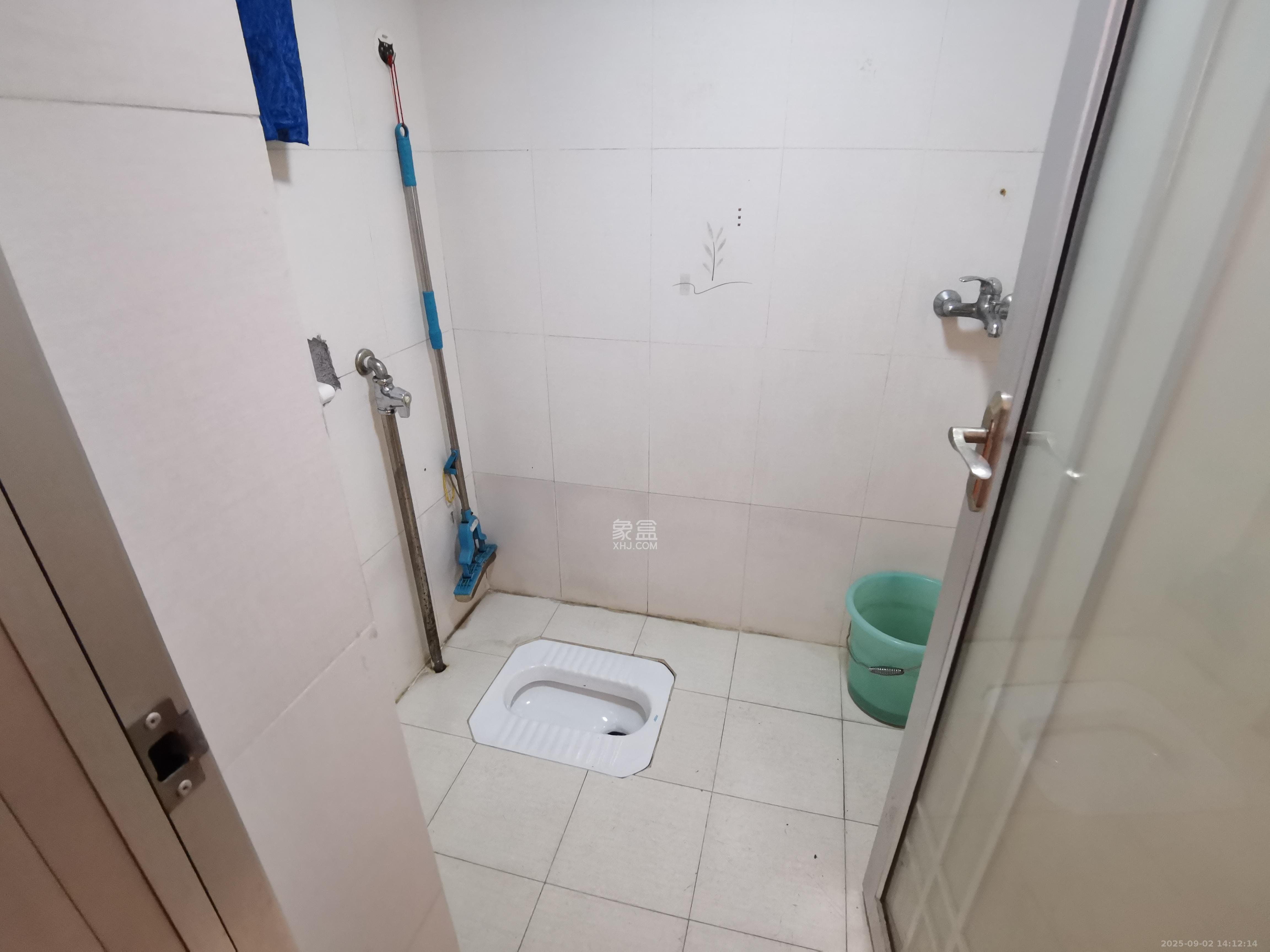 上东印象  3室2厅1卫   2400.00元/月室内图