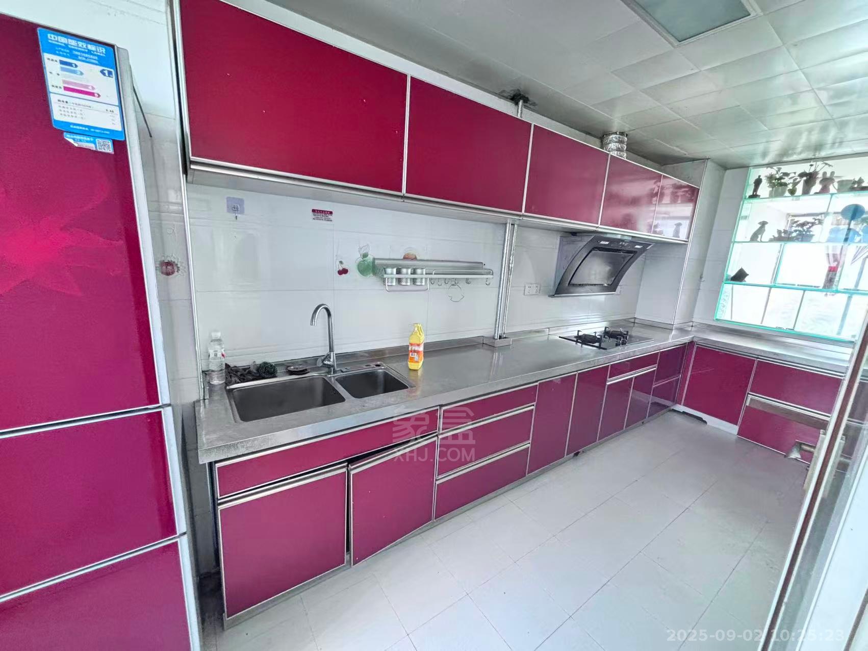 山水国际  3室2厅2卫    2000.0元/月 山水国际  3室2厅2卫    2000.0元/月