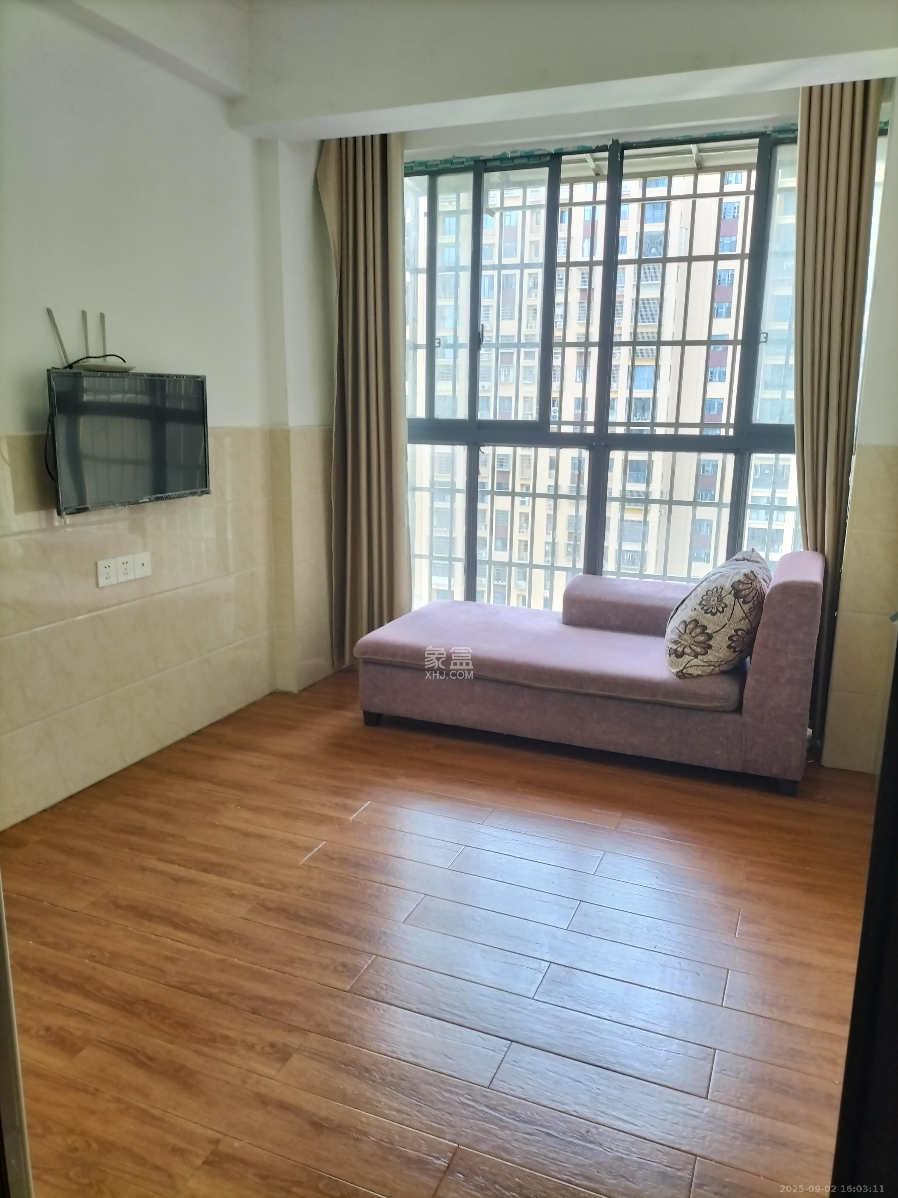 嘉顺苑 1室1厅1卫 1200.0元/月 嘉顺苑 1室1厅1卫 1200.0元/月室内图