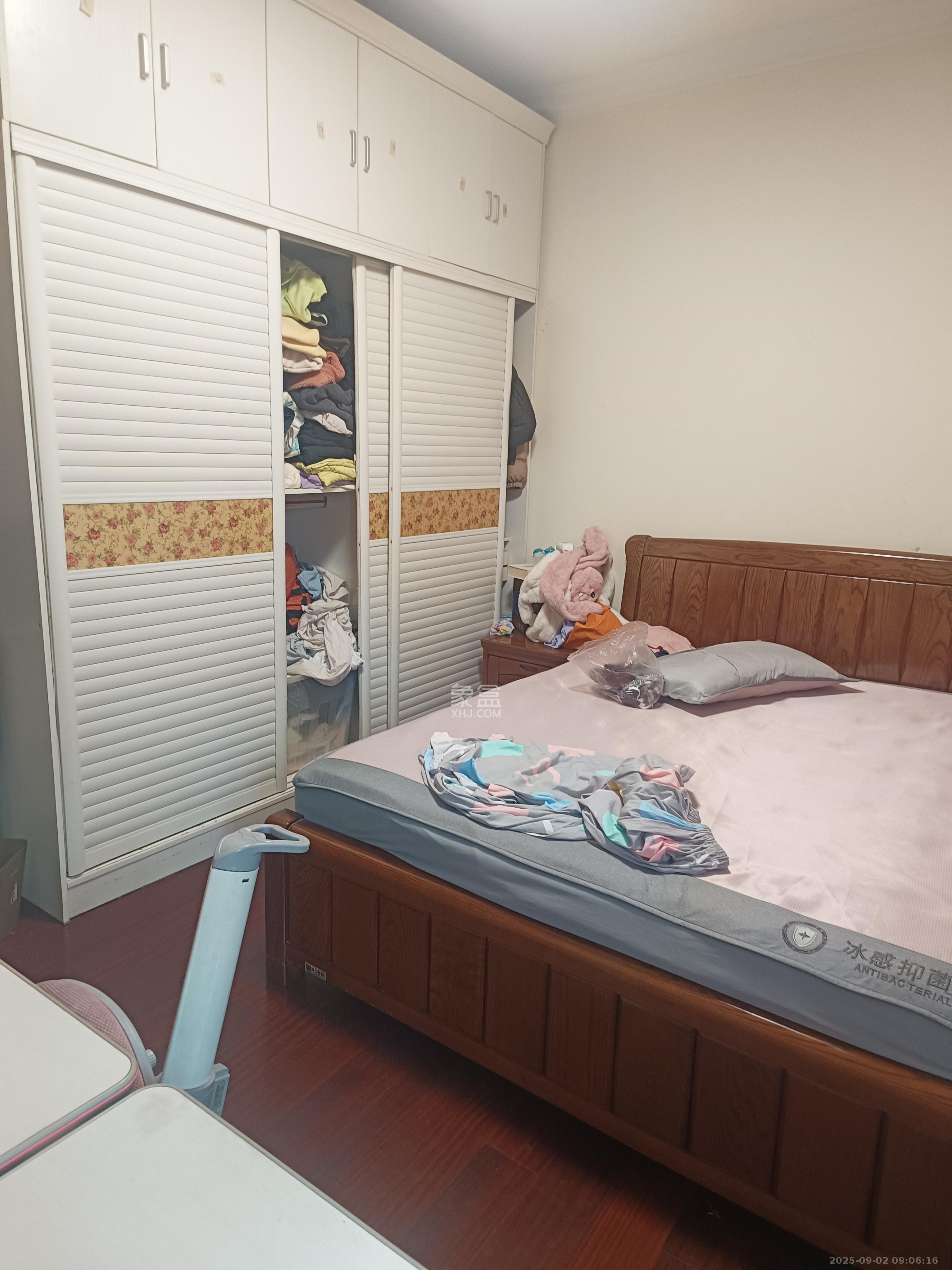 恒大雅苑  3室1厅2卫    2100.0元/月室内图