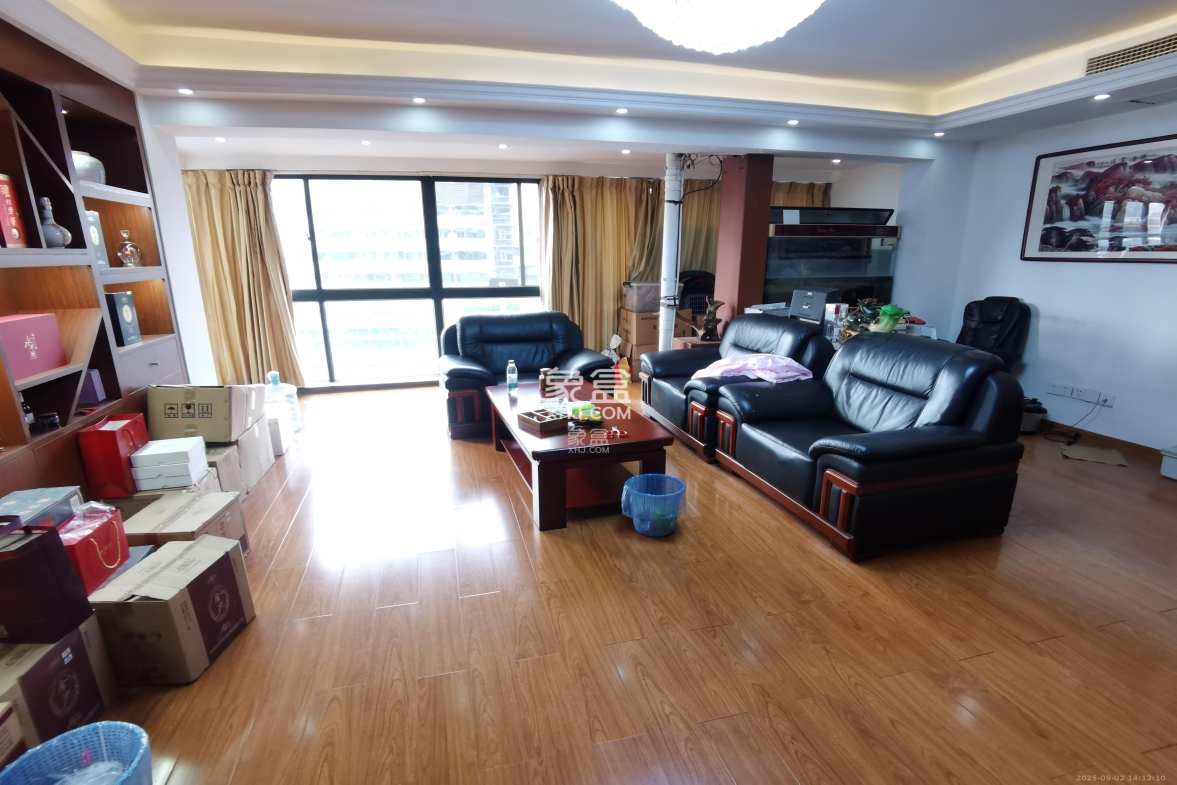 上东印象 3室2厅1卫 2400.0元/月 上东印象 3室2厅1卫 2400.0元/月室内图