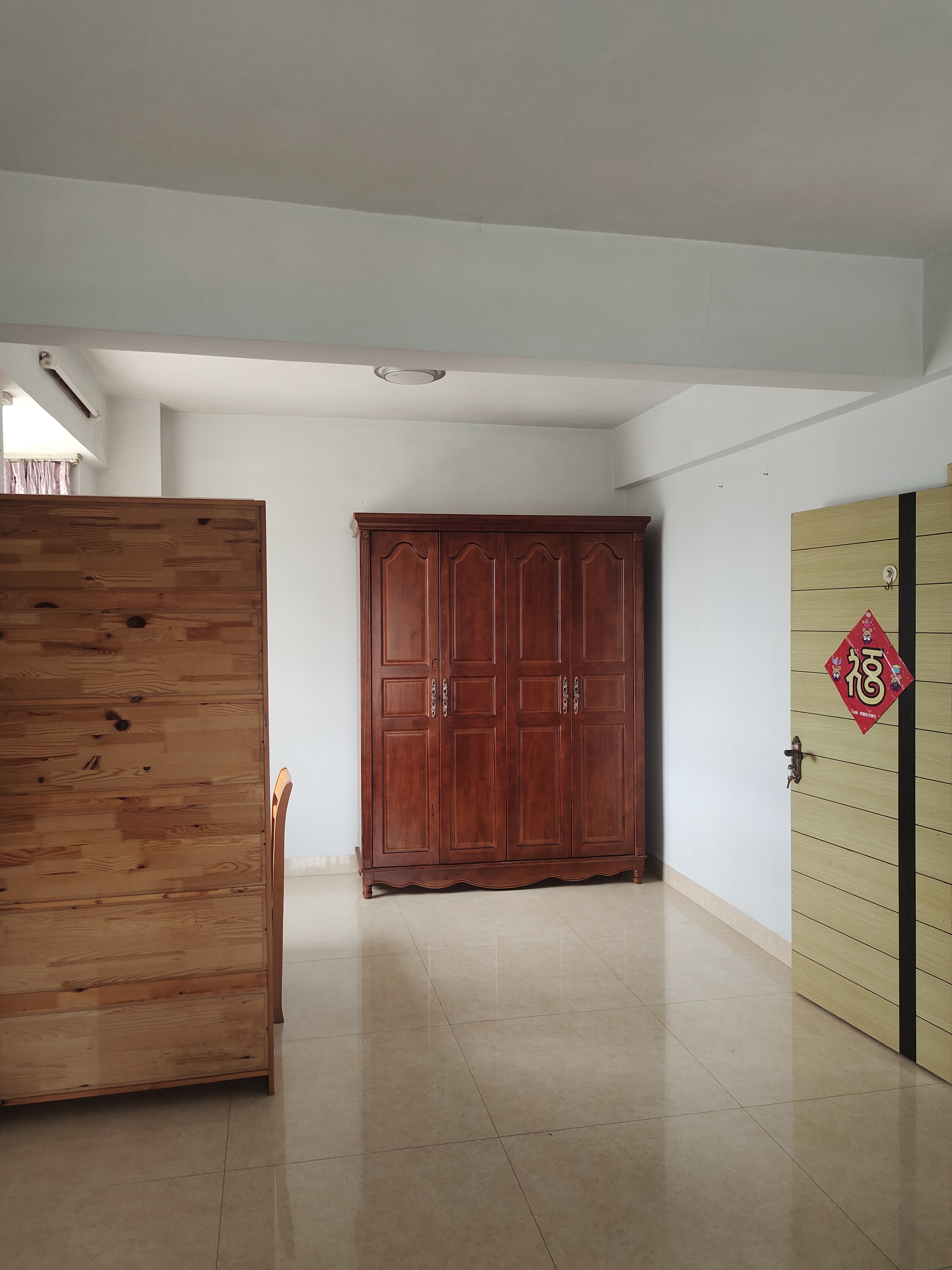 古城河畔华庭 2室2厅1卫 2300.0元/月 古城河畔华庭 2室2厅1卫 2300.0元/月室内图