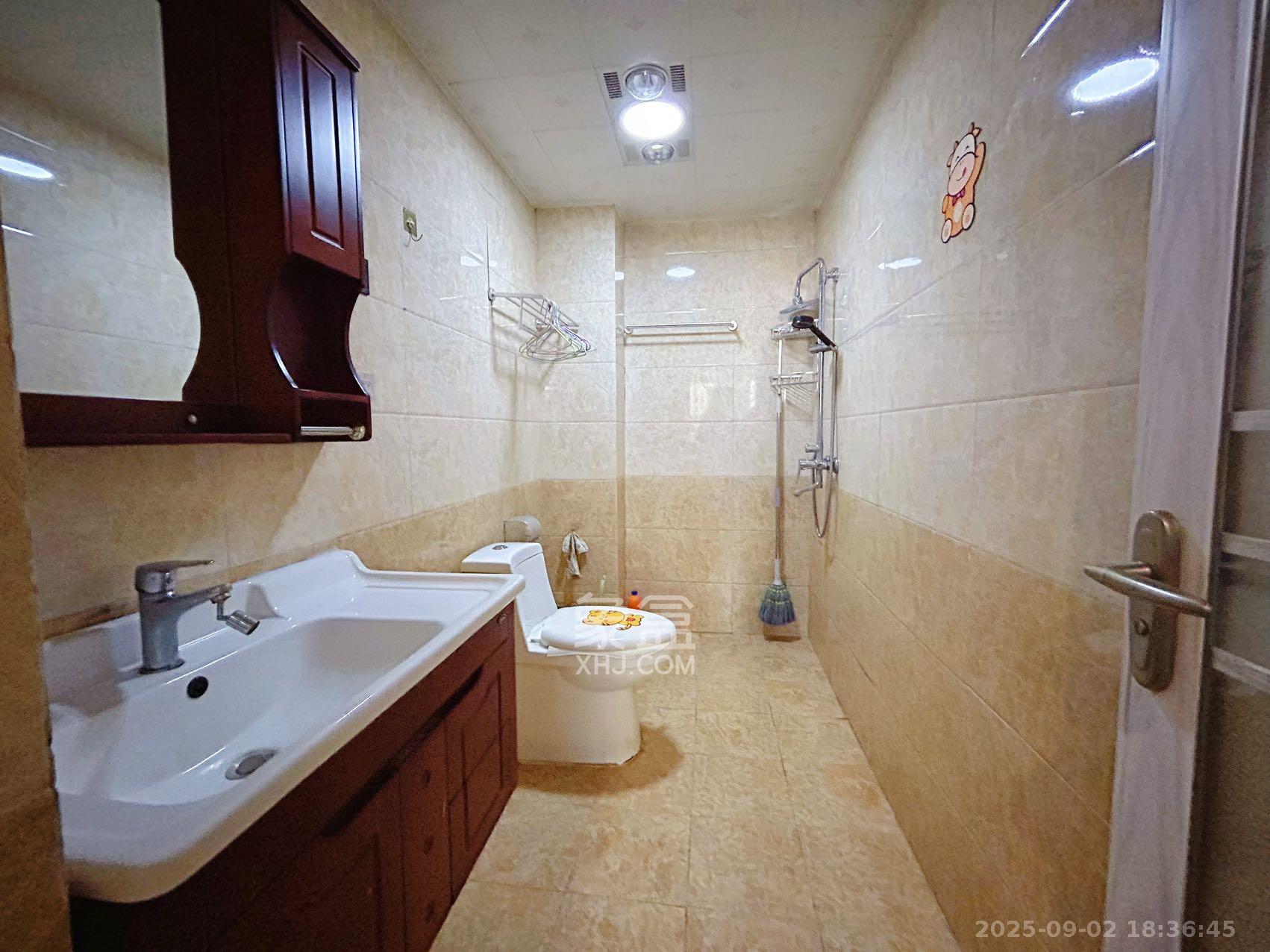 北辰三角洲E3区  1室1厅1卫    2100.0元/月 北辰三角洲E3区  1室1厅1卫    2100.0元/月室内图