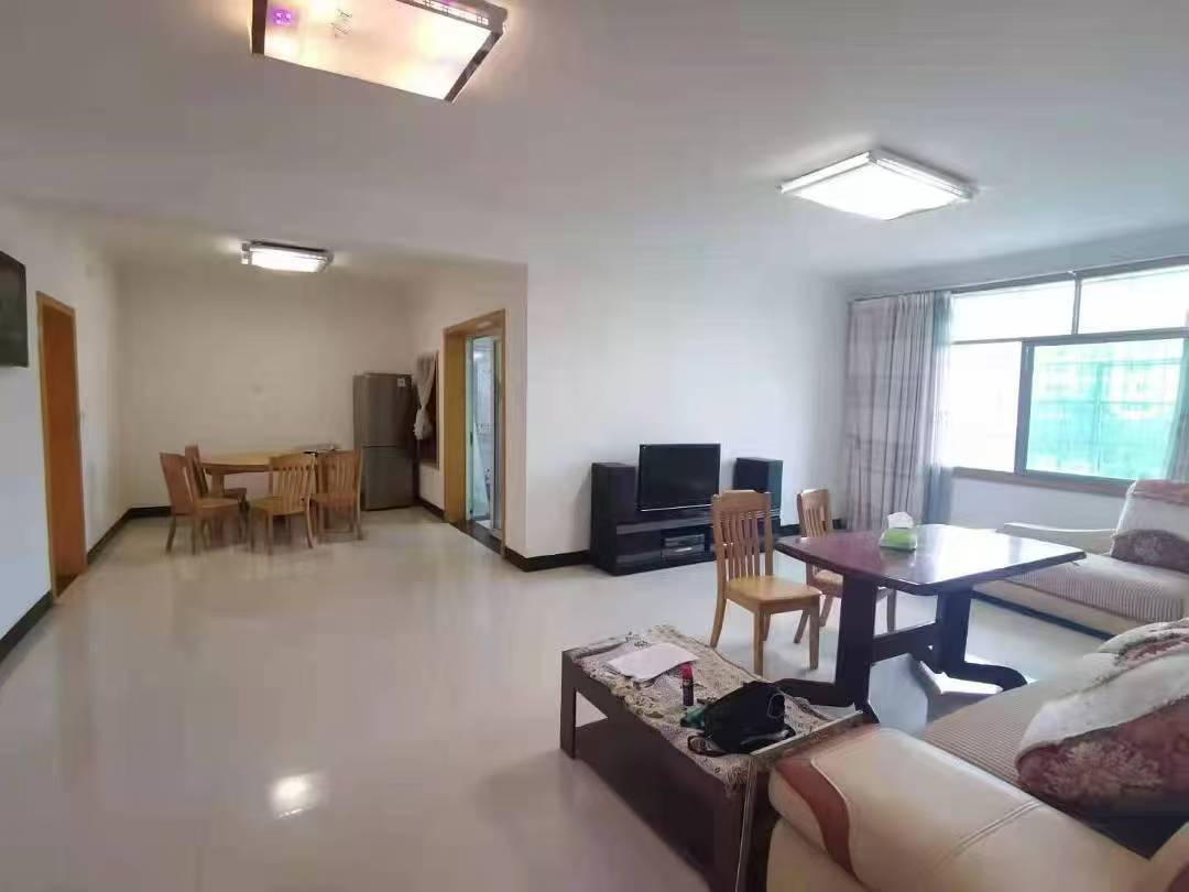 娄底职业技术学院(教工宿舍)  3室1厅1卫    1500.0元/月 娄底职业技术学院(教工宿舍)  3室1厅1卫    1500.0元/月室内图1